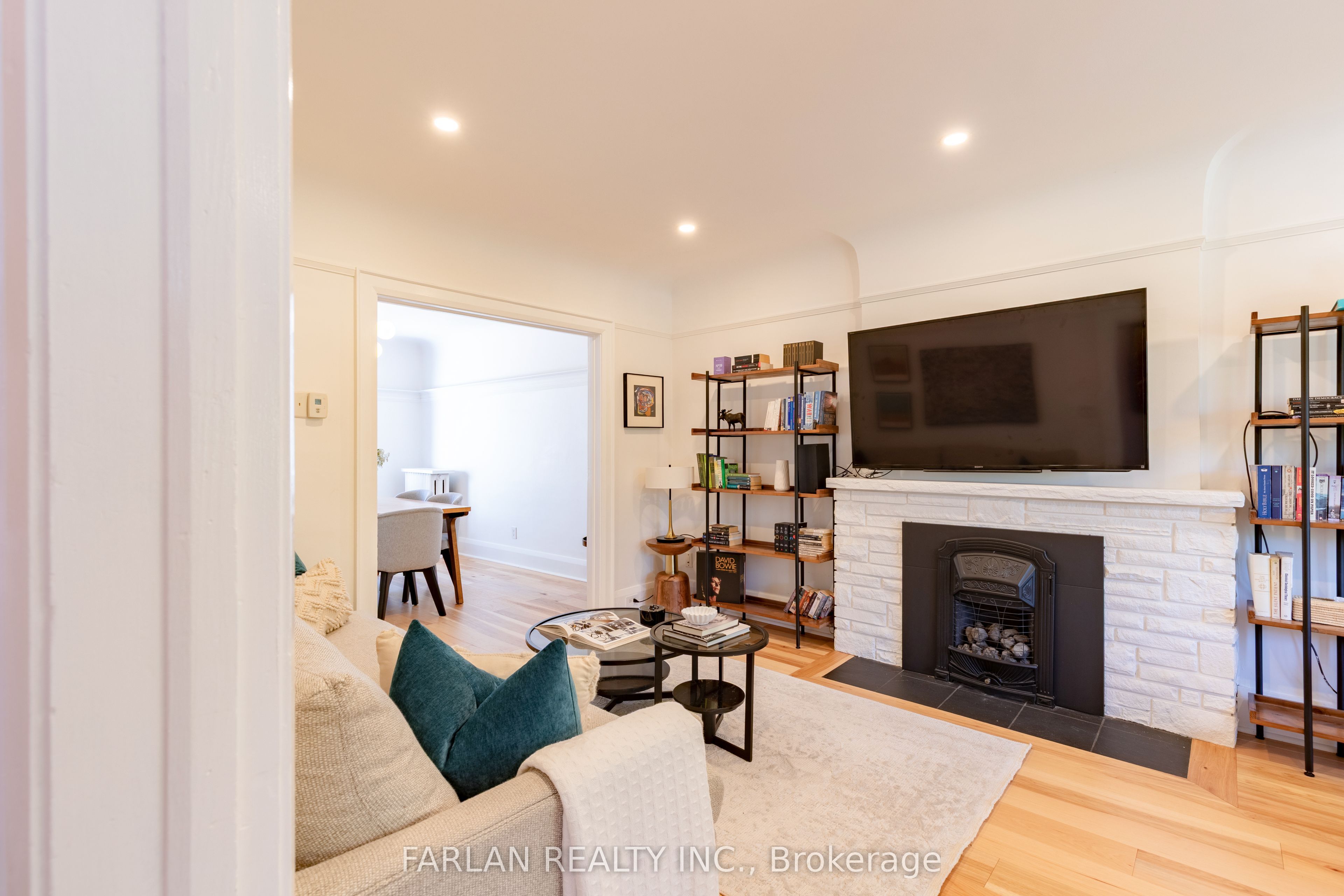 133 Deforest Road Property Photo 8