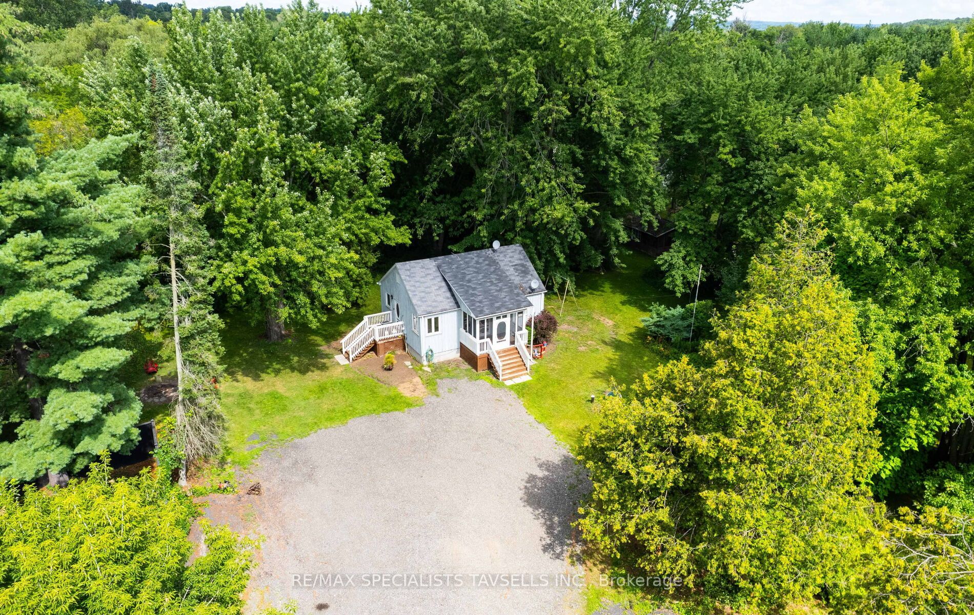 2424 Olde Base Line Road Property Photo 3