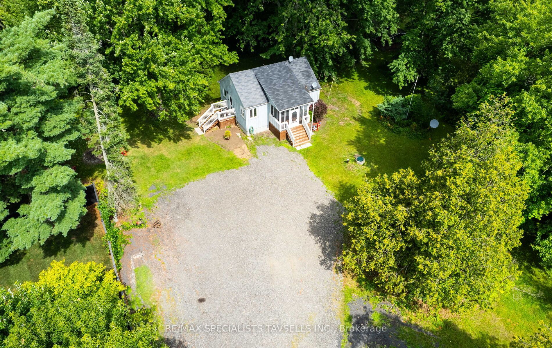 2424 Olde Base Line Road Property Photo 5