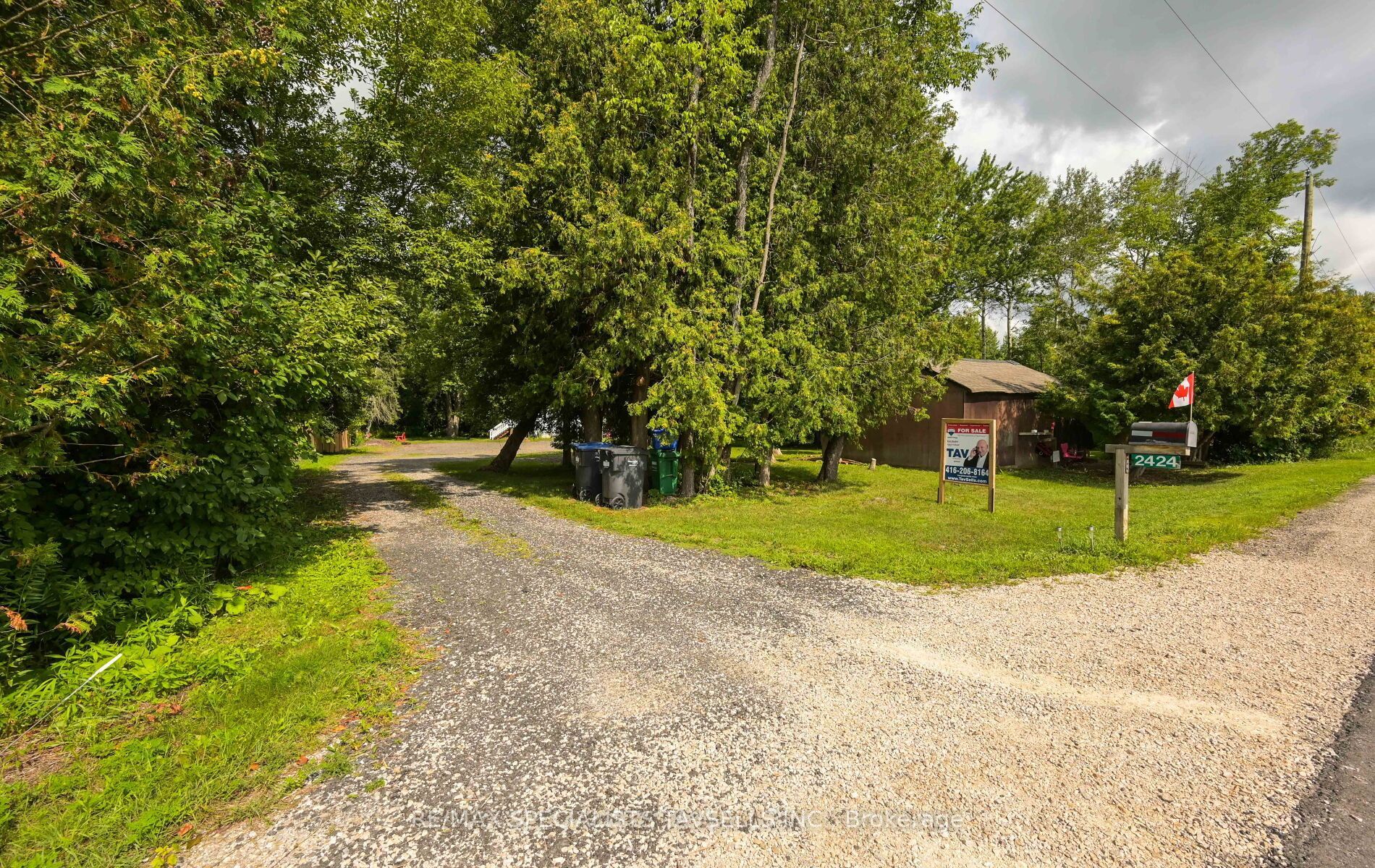 2424 Olde Base Line Road Property Photo 6