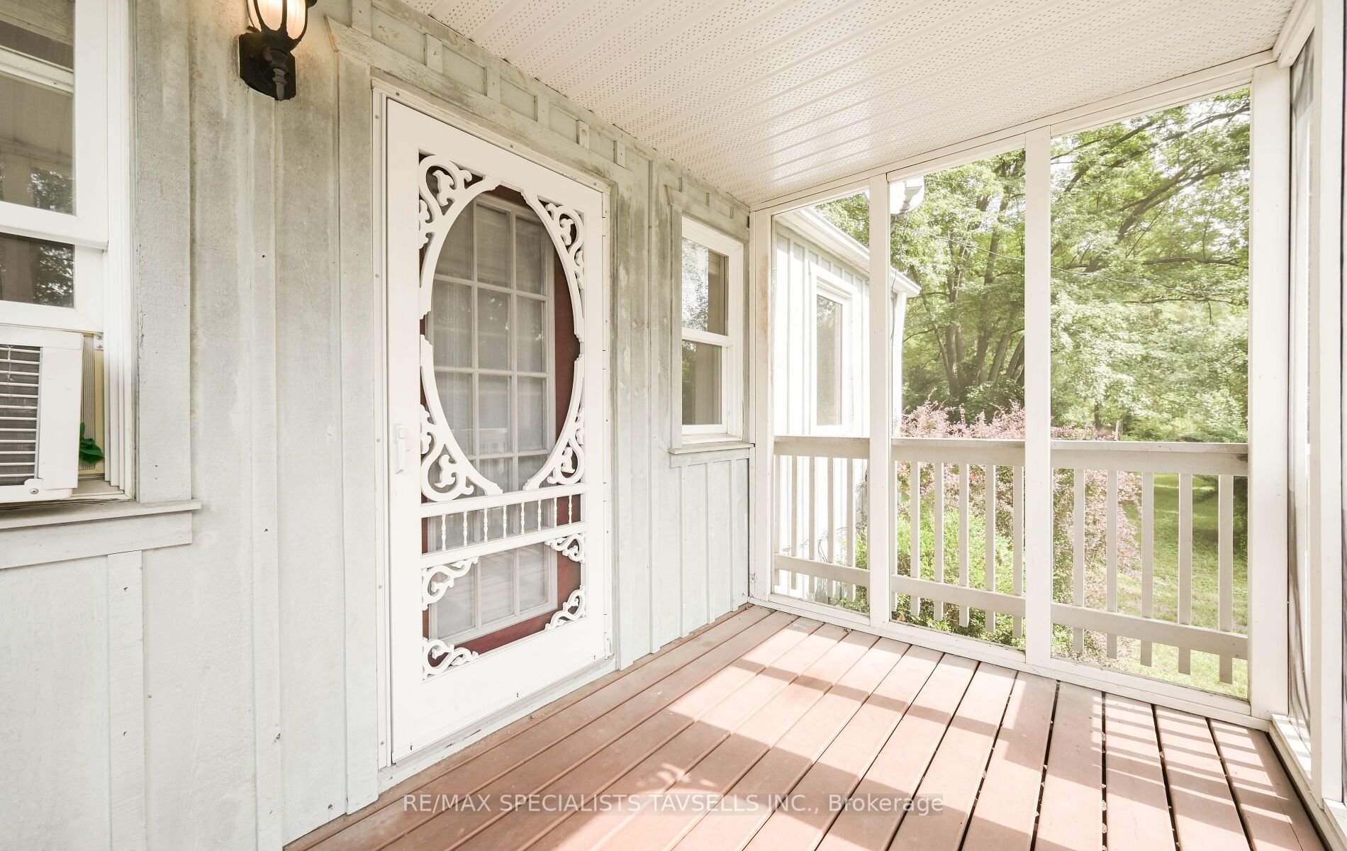 2424 Olde Base Line Road Property Photo 10