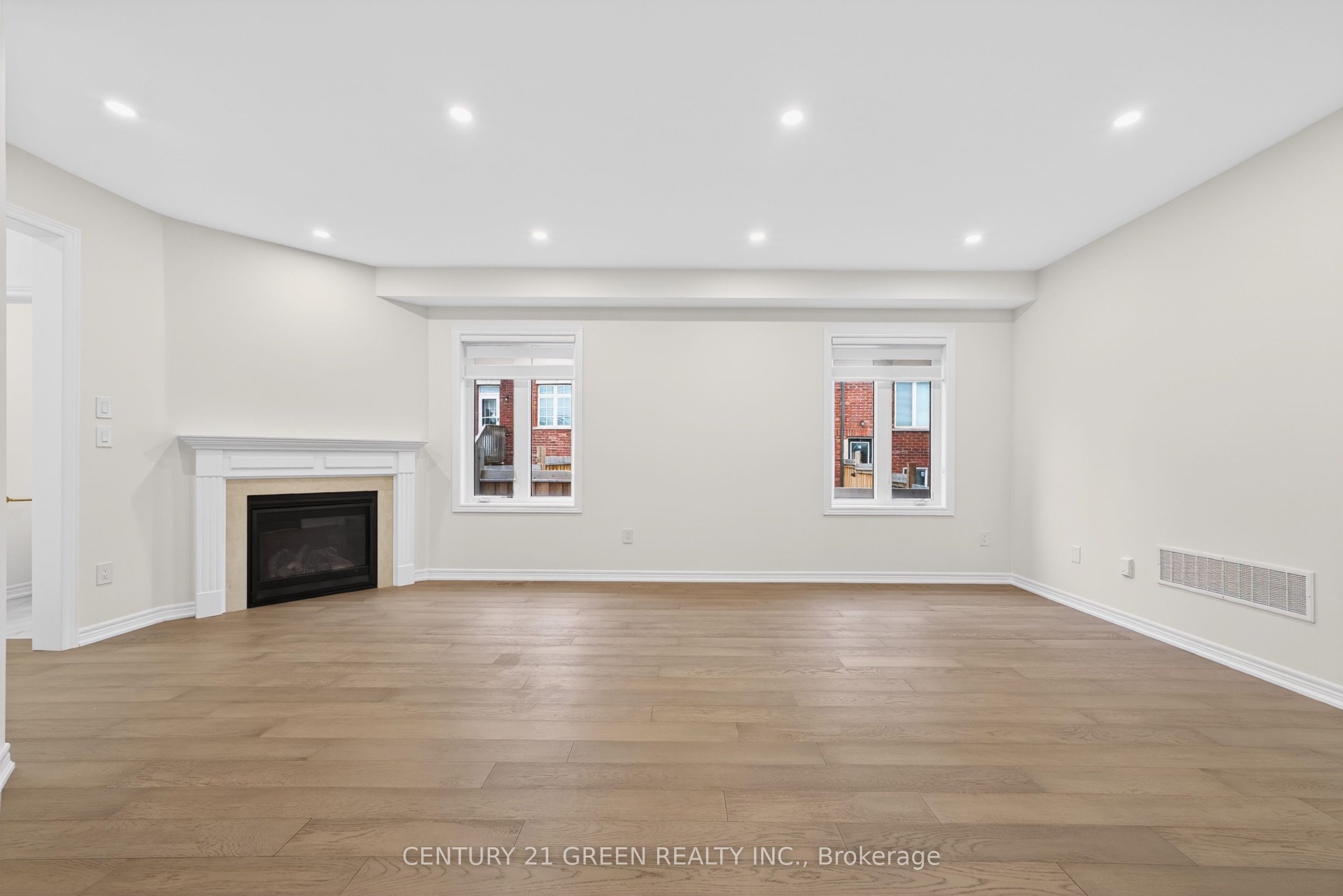 496 George Ryan Avenue Property Photo 12