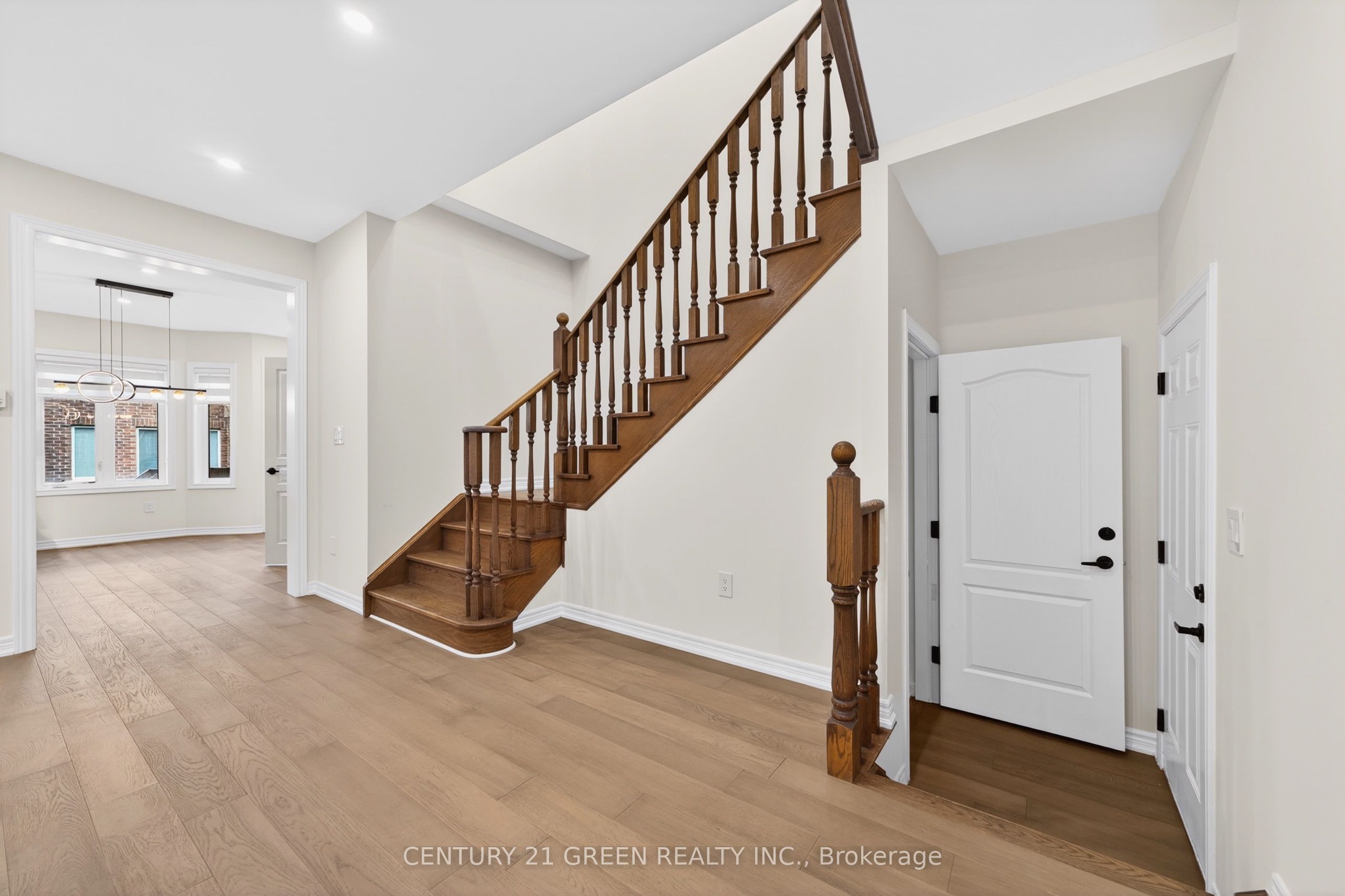 496 George Ryan Avenue Property Photo 16