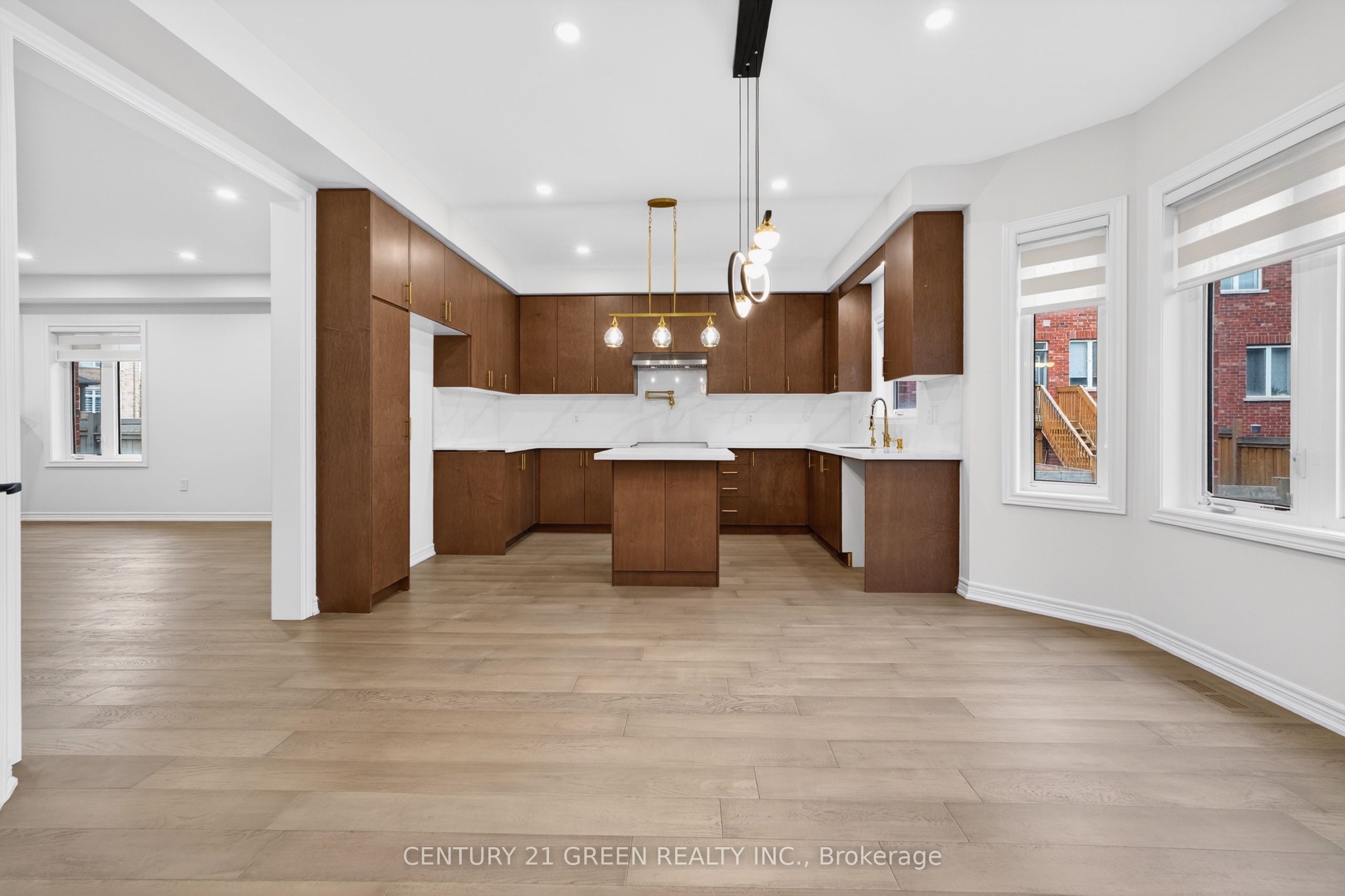 496 George Ryan Avenue Property Photo 18