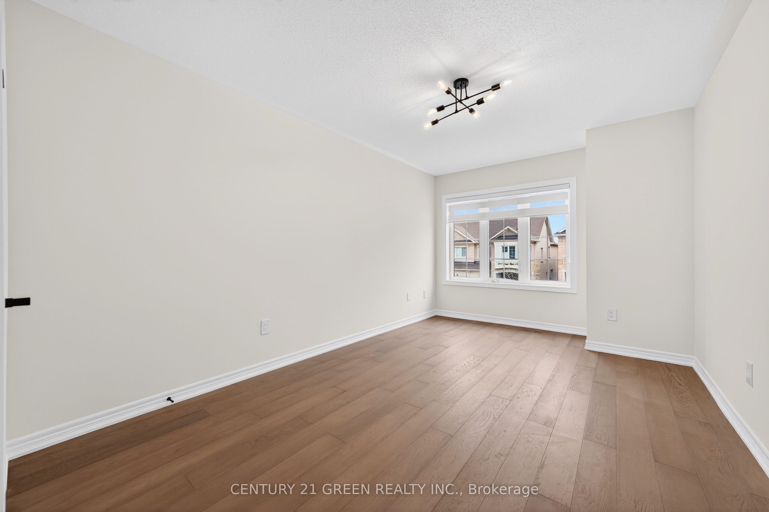 496 George Ryan Avenue Property Photo 26