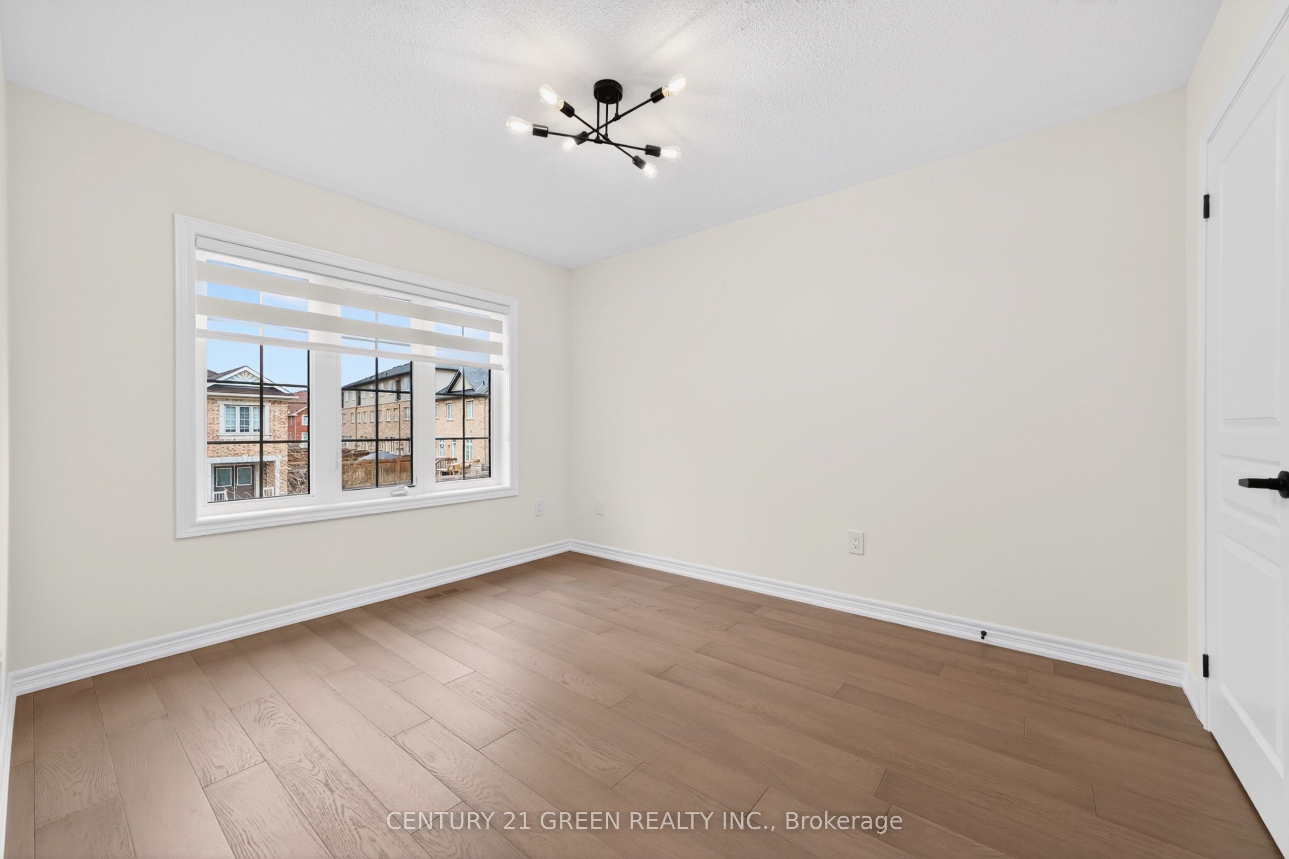 496 George Ryan Avenue Property Photo 27