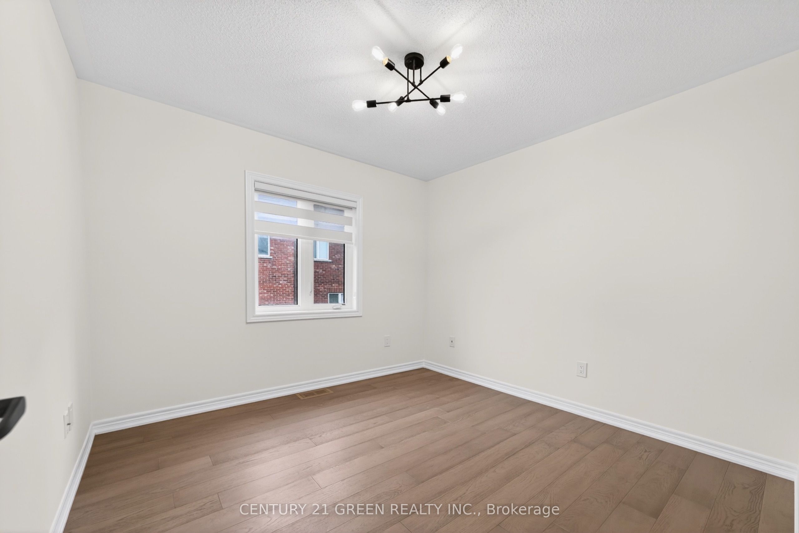 496 George Ryan Avenue Property Photo 35