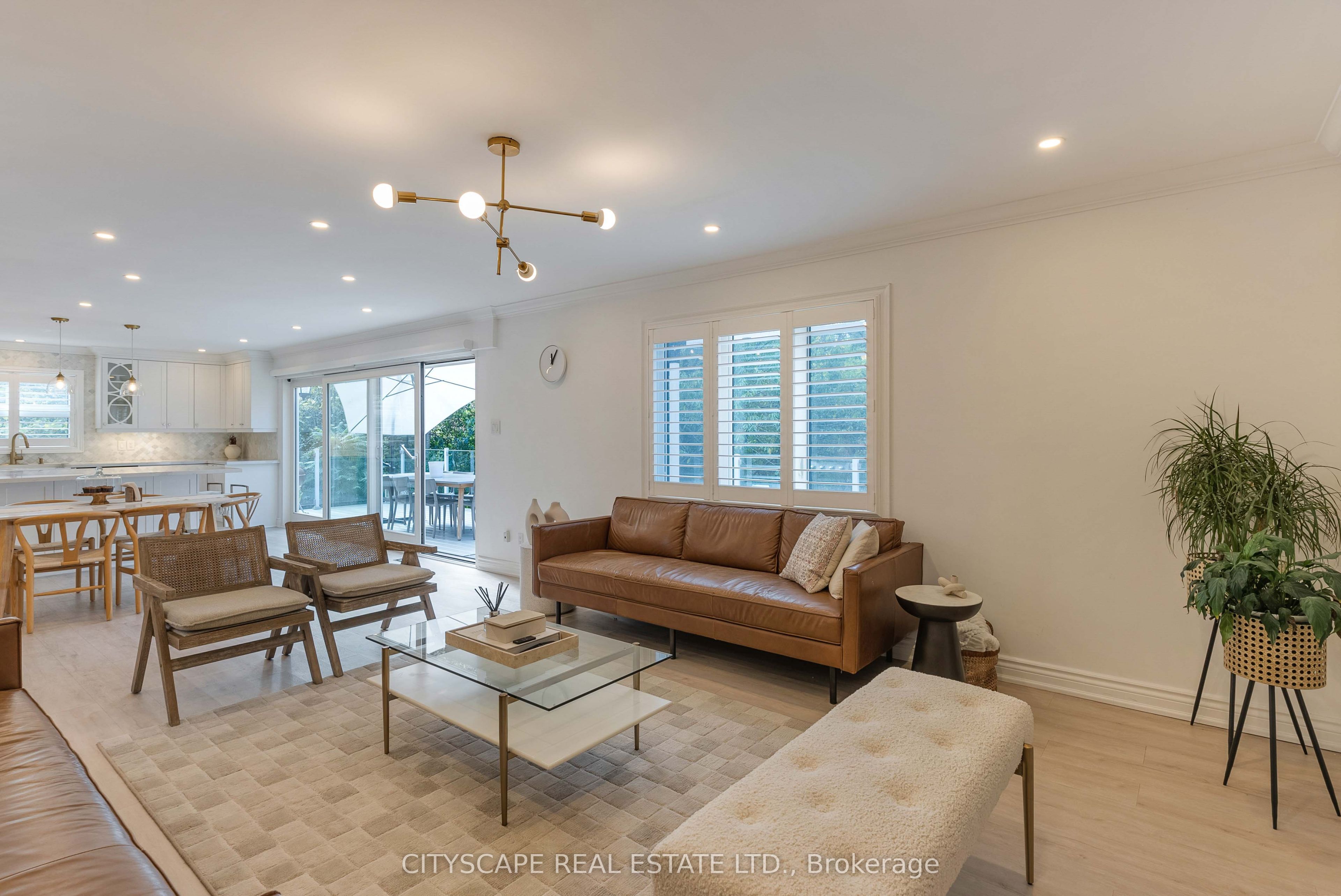 4582 Badminton Drive Property Photo 13