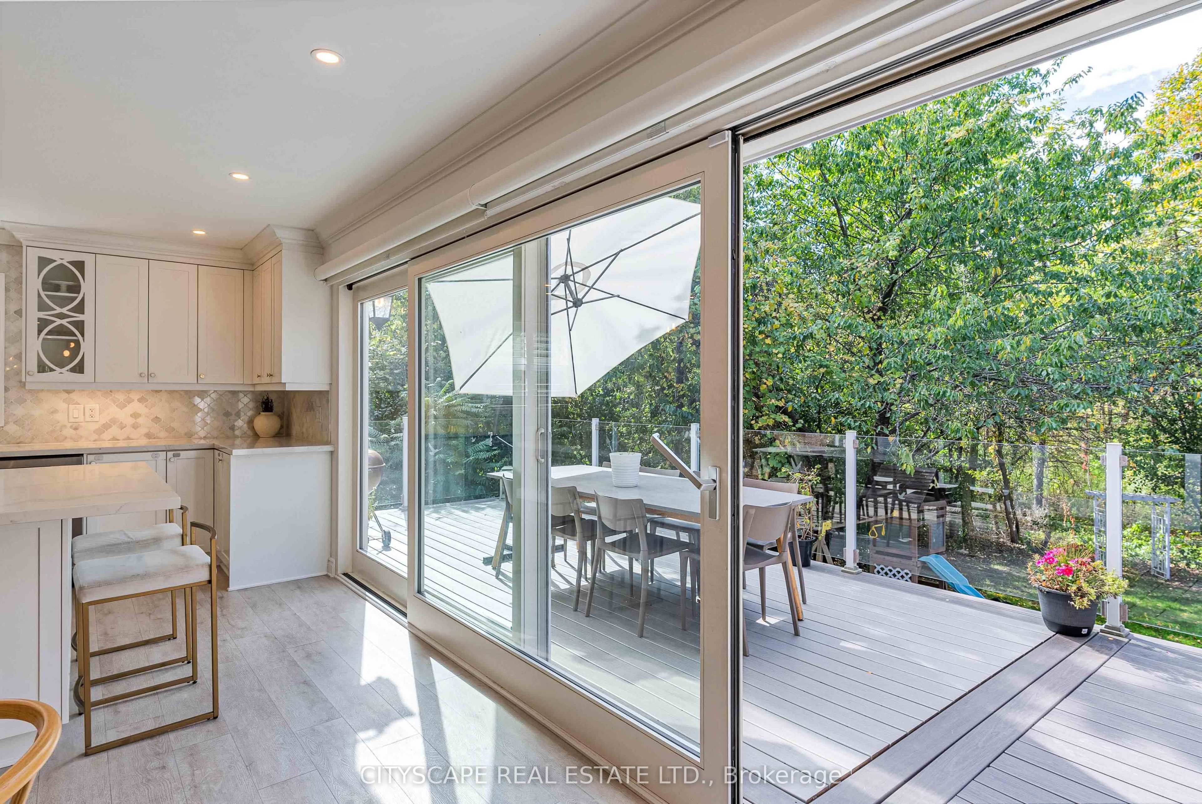 4582 Badminton Drive Property Photo 16