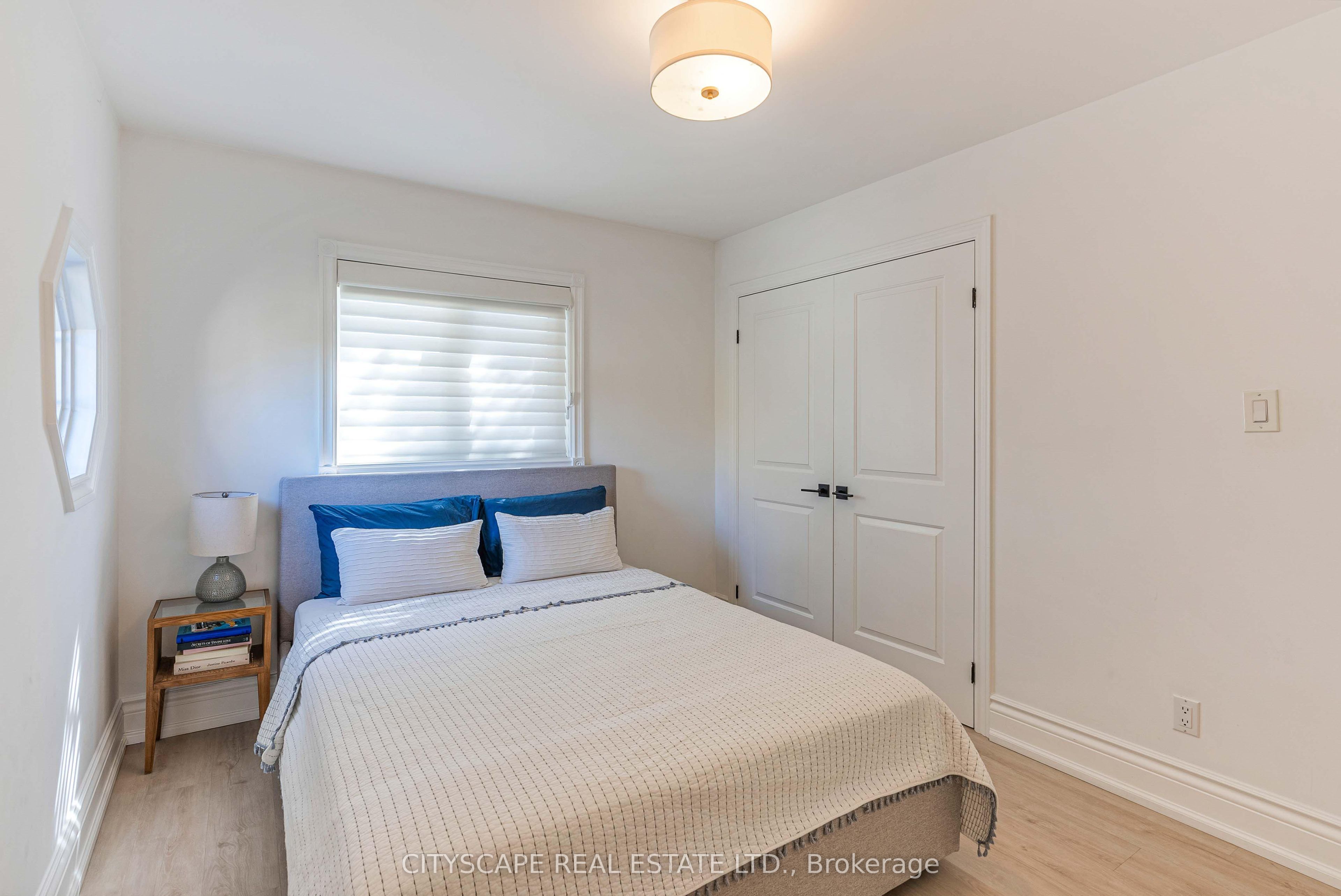 4582 Badminton Drive Property Photo 32