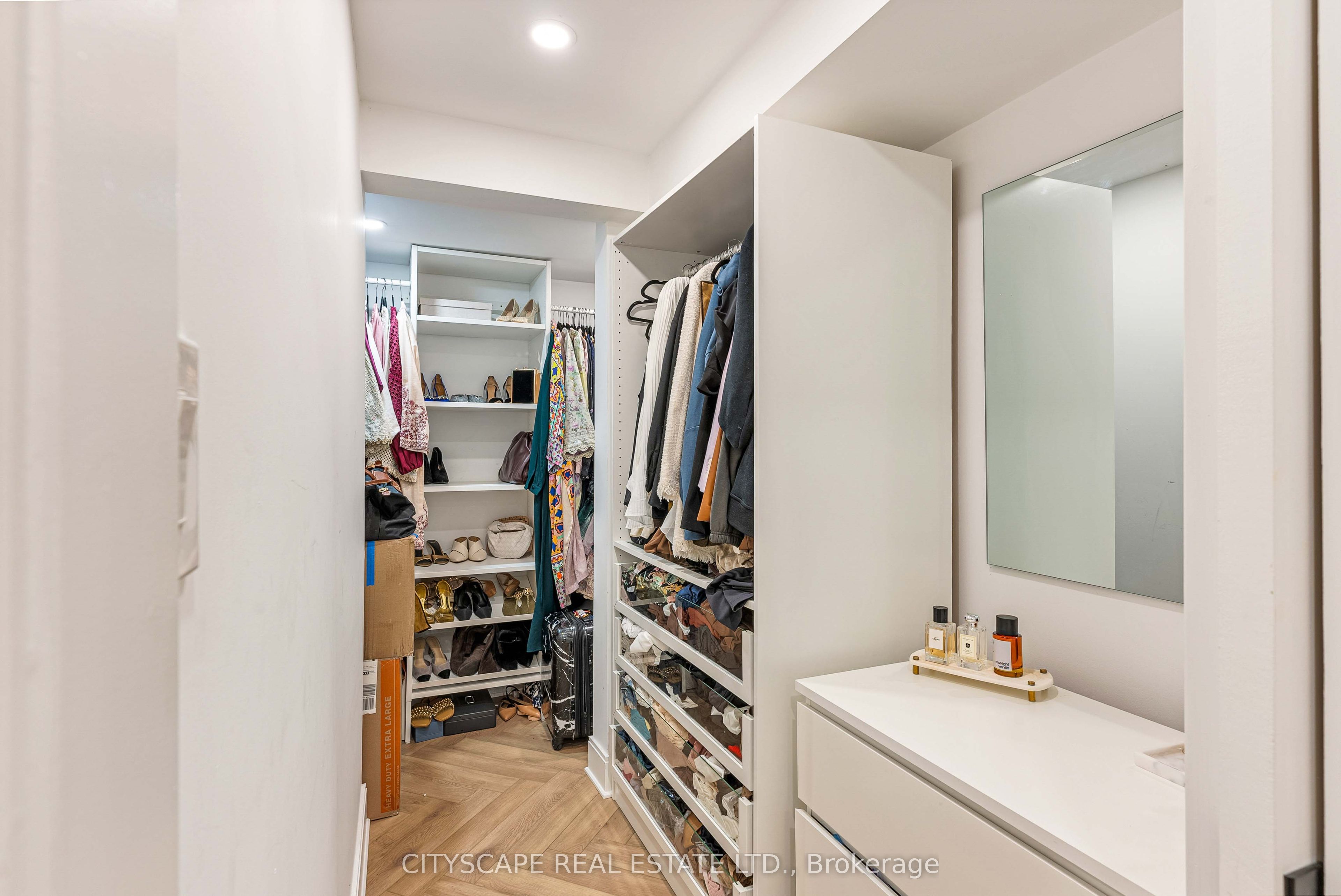 4582 Badminton Drive Property Photo 41