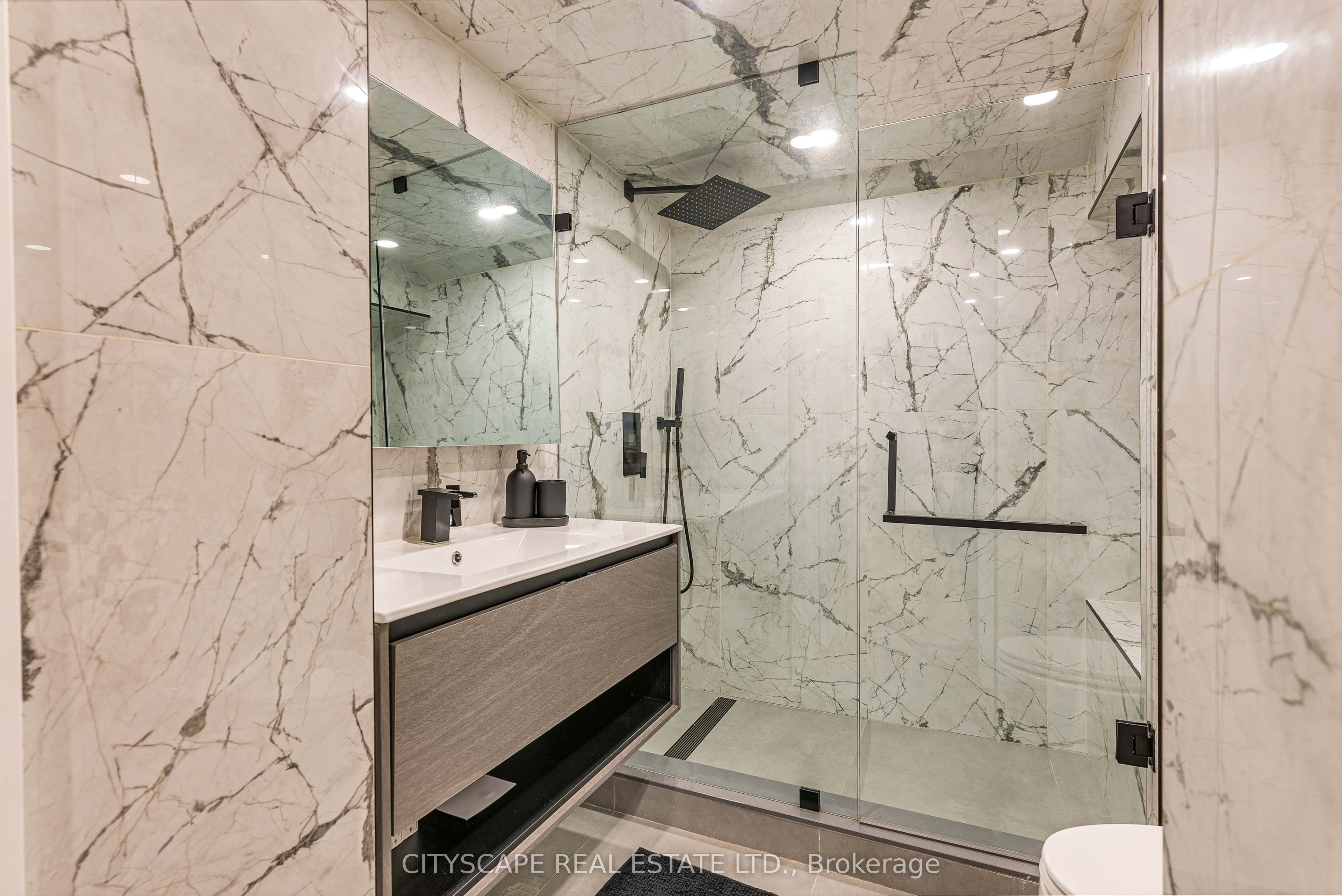 4582 Badminton Drive Property Photo 43