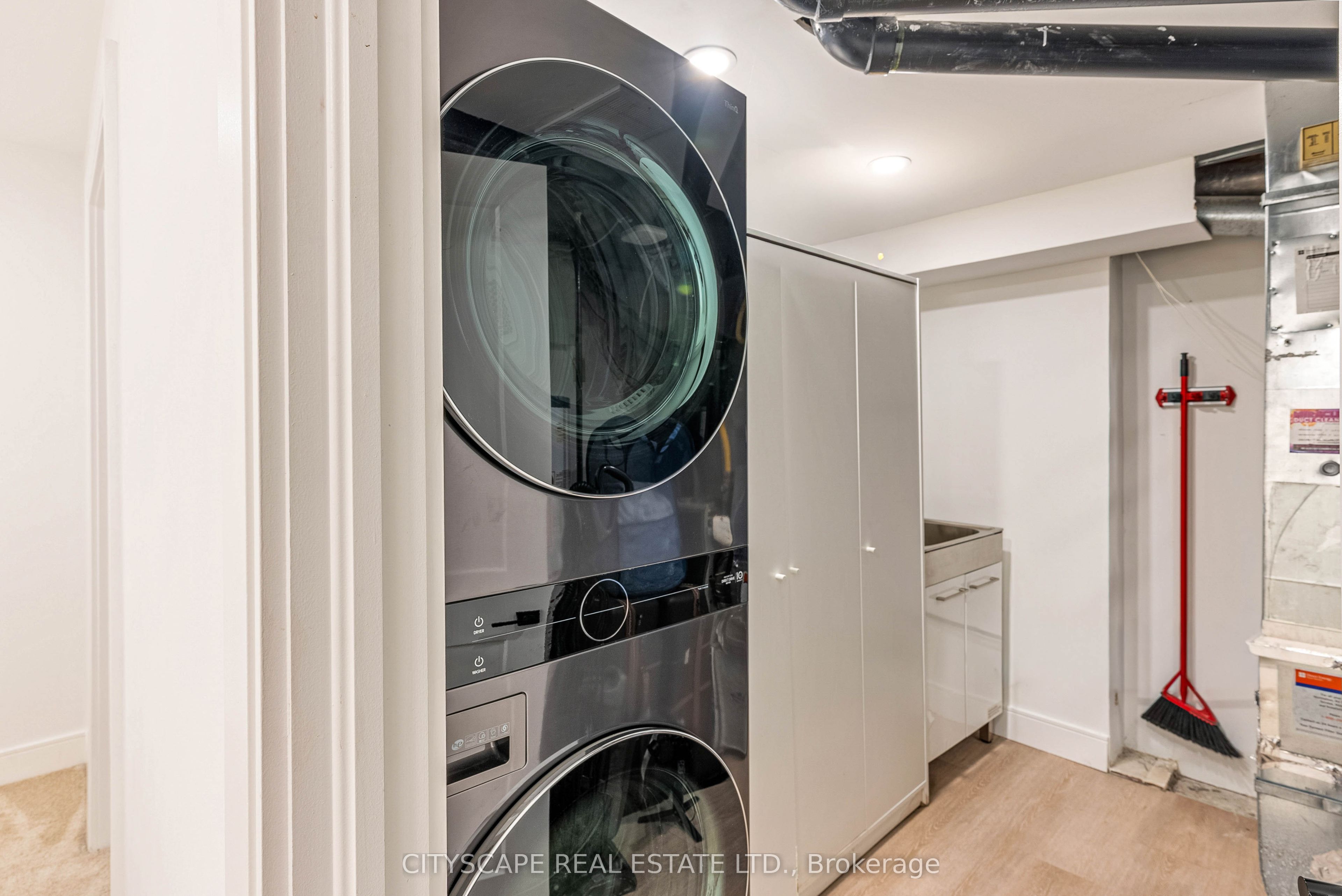4582 Badminton Drive Property Photo 45
