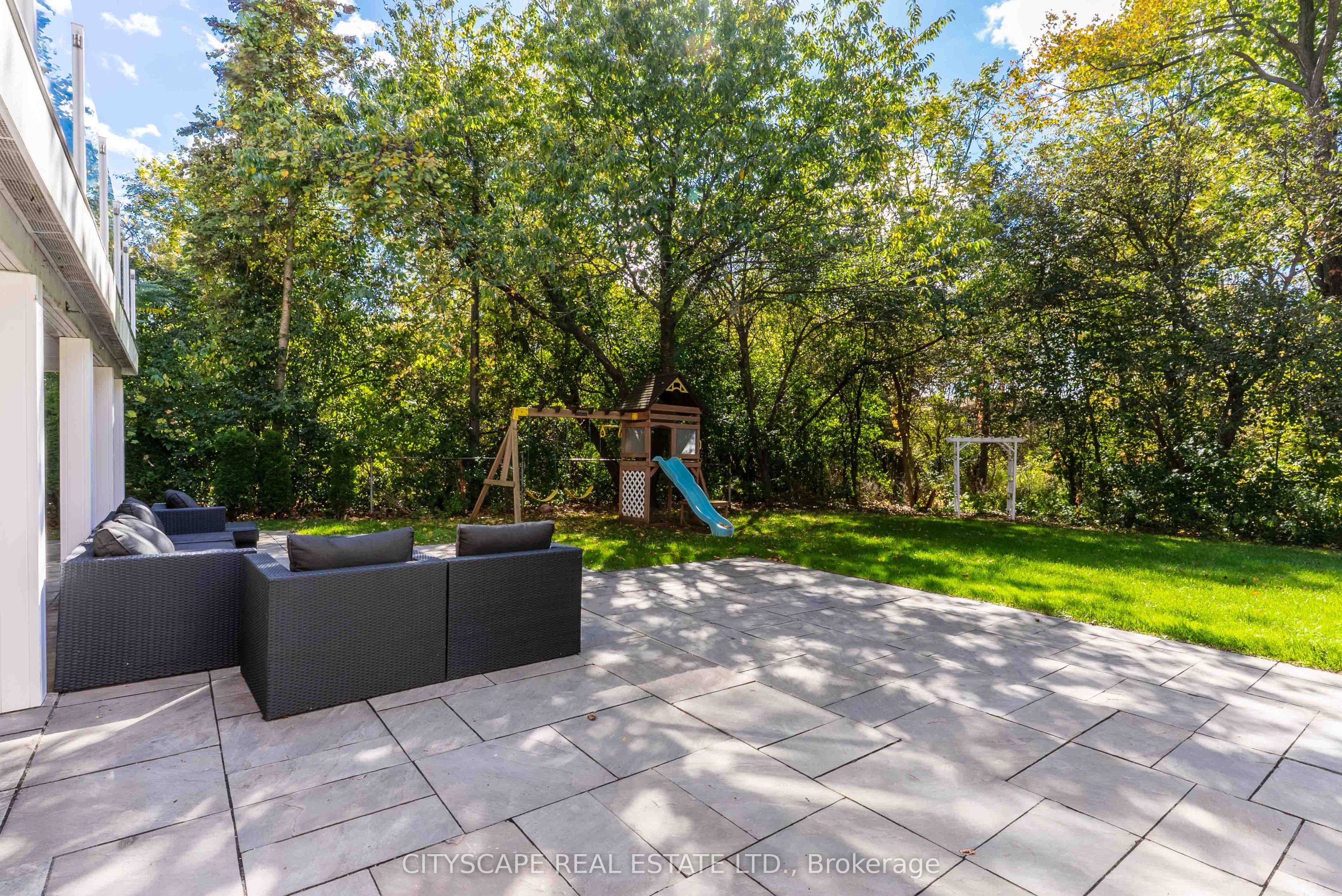 4582 Badminton Drive Property Photo 47