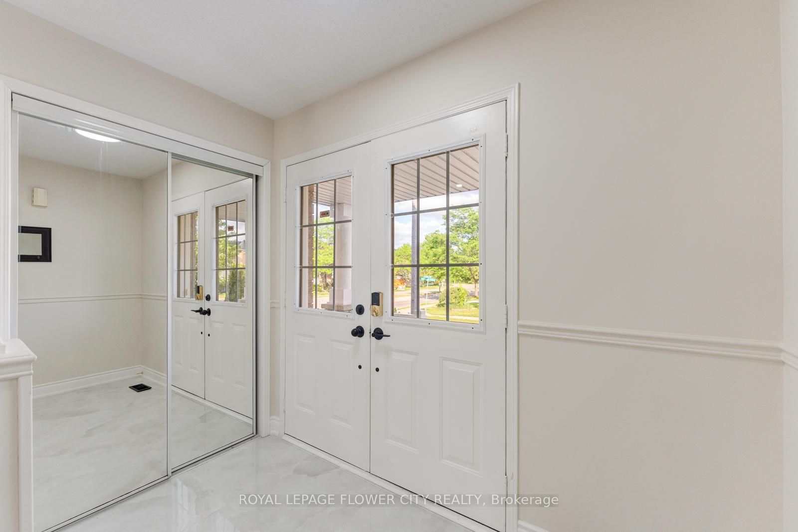 7 Penbridge Circle Property Photo 5