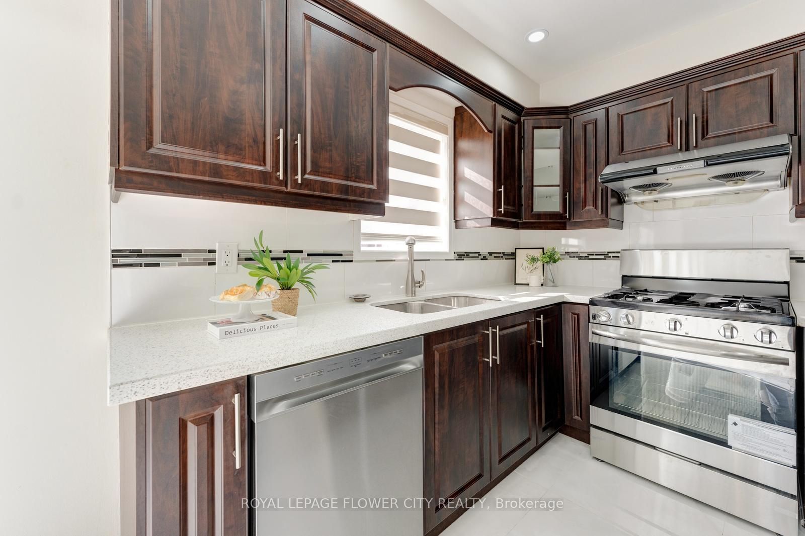 7 Penbridge Circle Property Photo 19