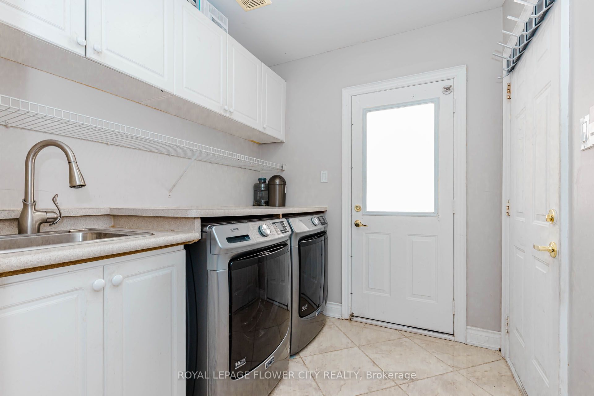 1058 Agram Drive Property Photo 25