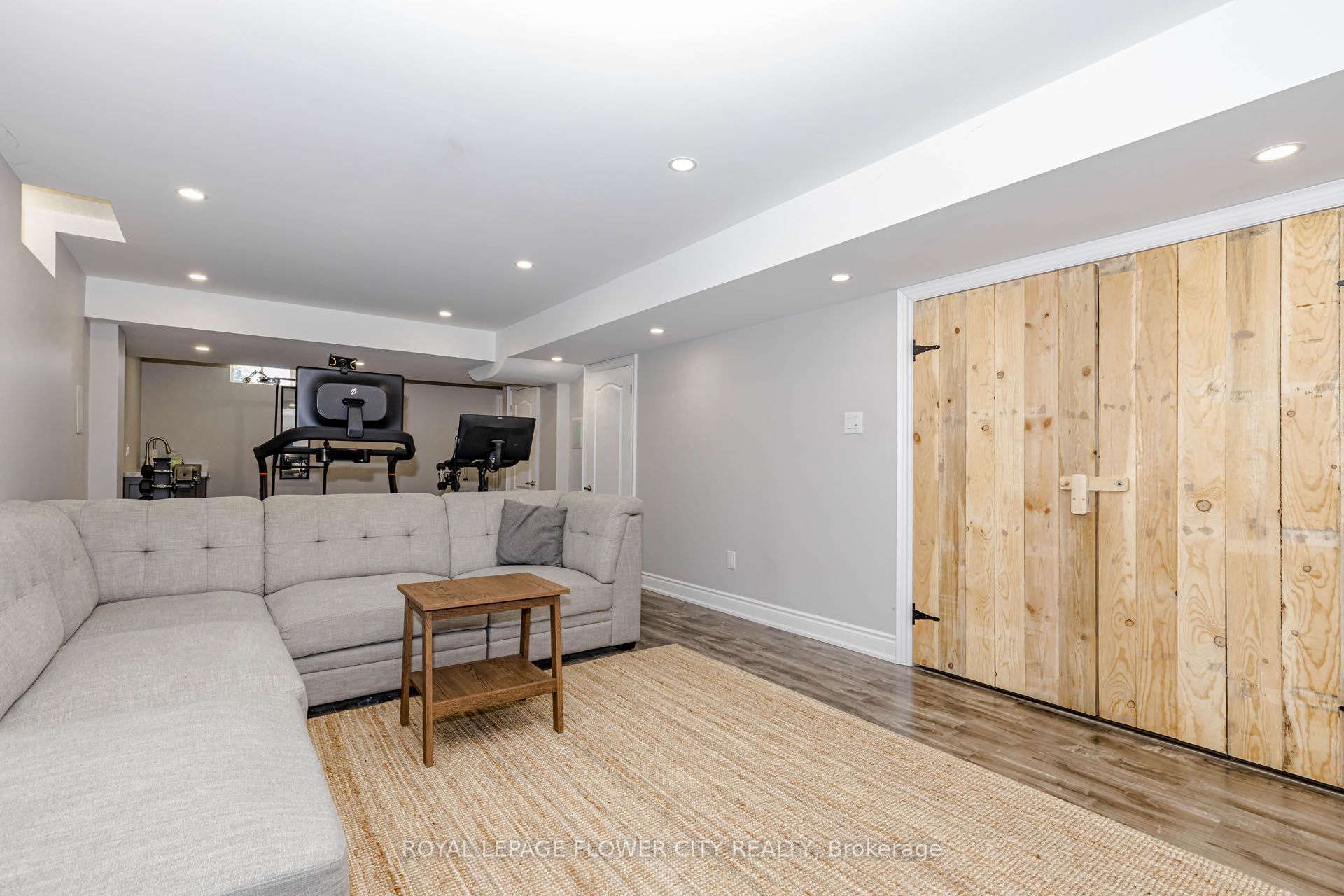 1058 Agram Drive Property Photo 42