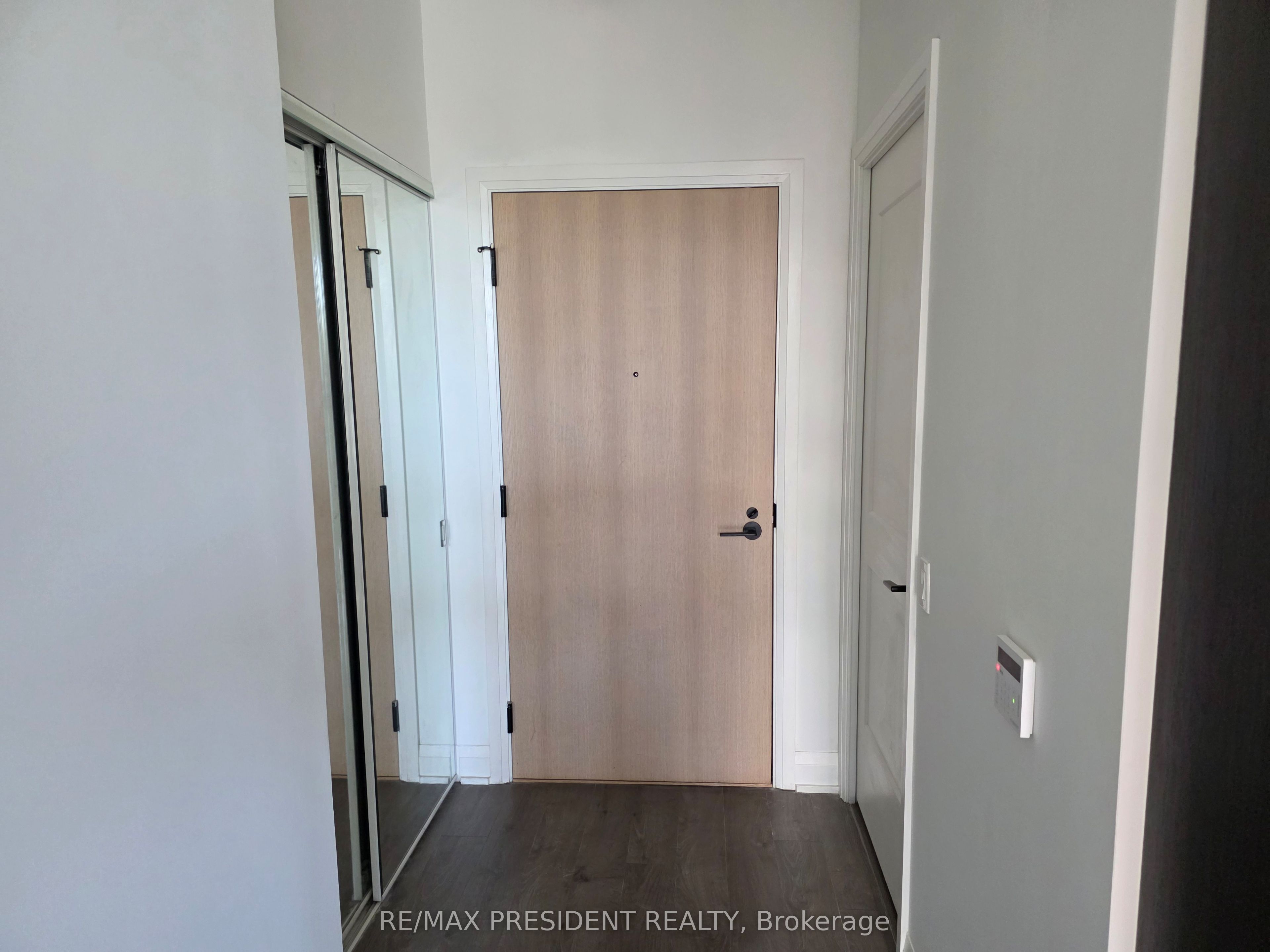 60 George Butchart Drive 112 Property Photo 6