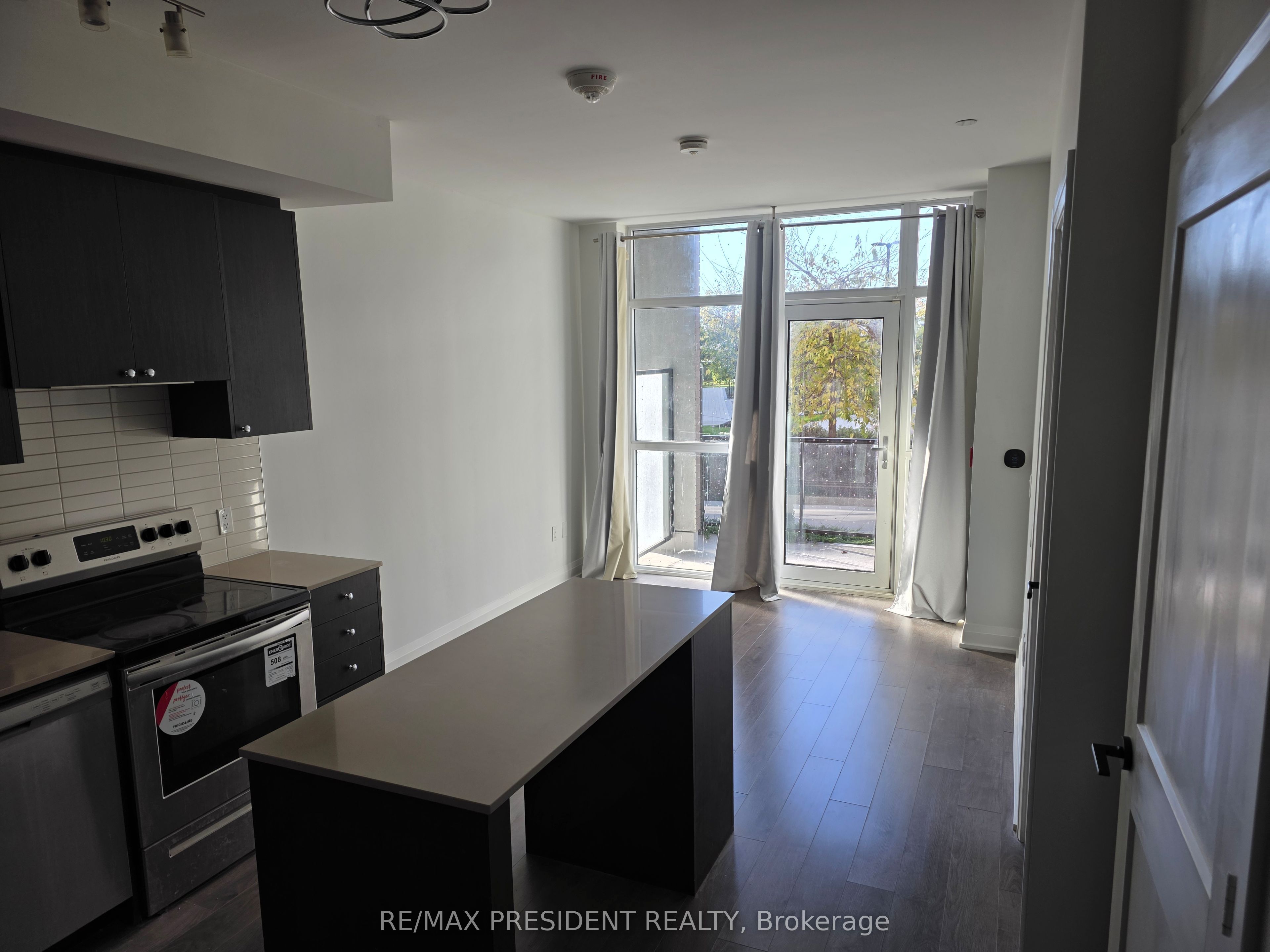 60 George Butchart Drive 112 Property Photo 10