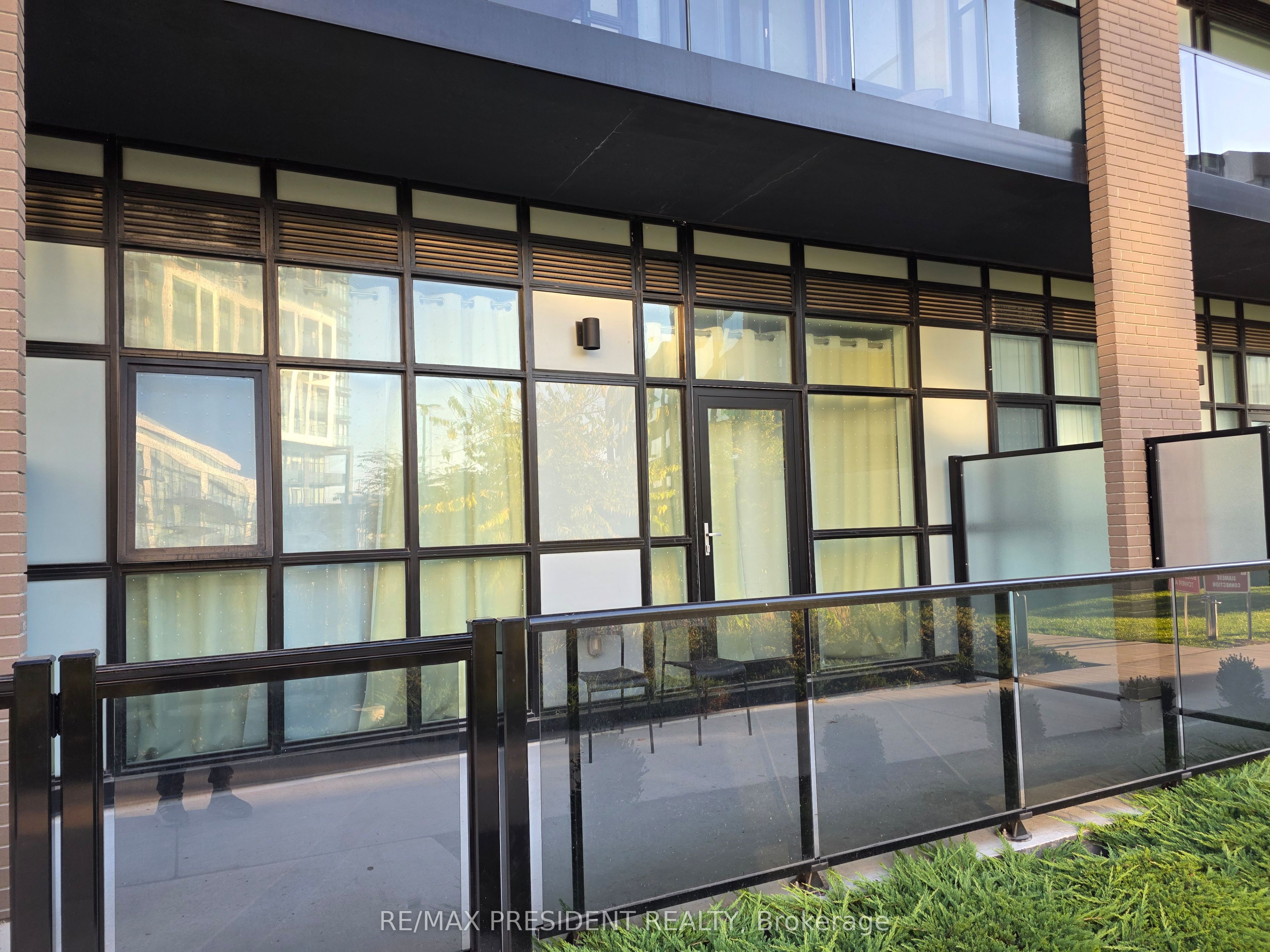 60 George Butchart Drive 112 Property Photo 16