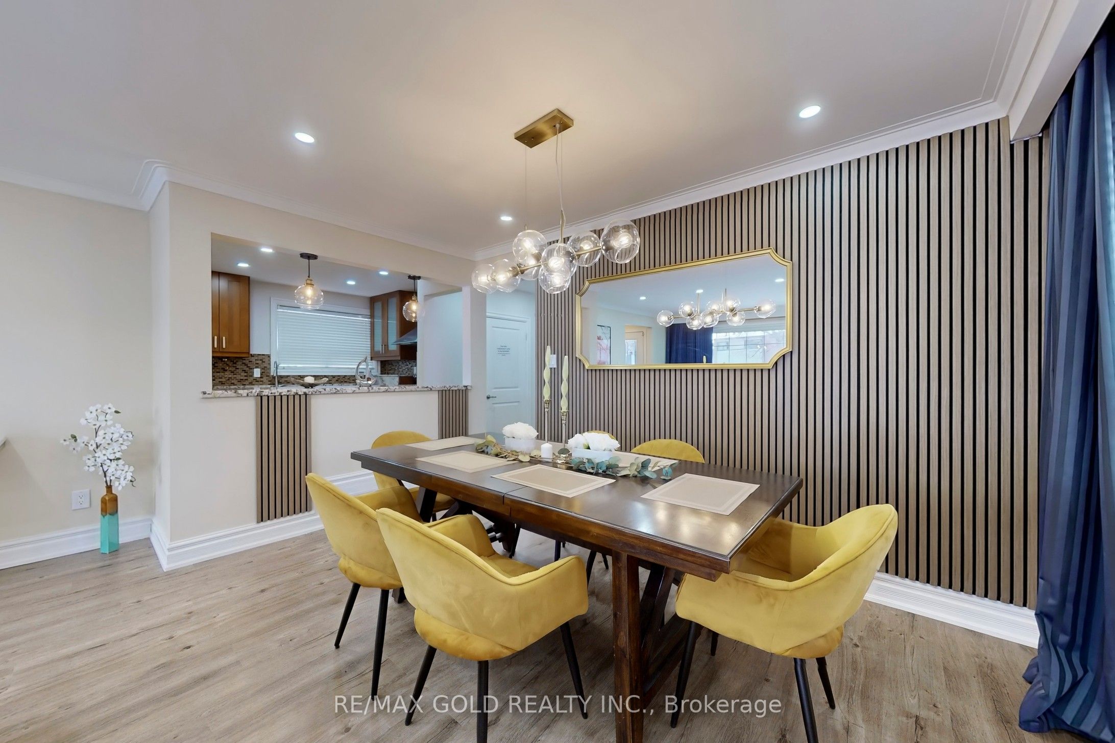 189 Kingsview Boulevard Property Photo 10