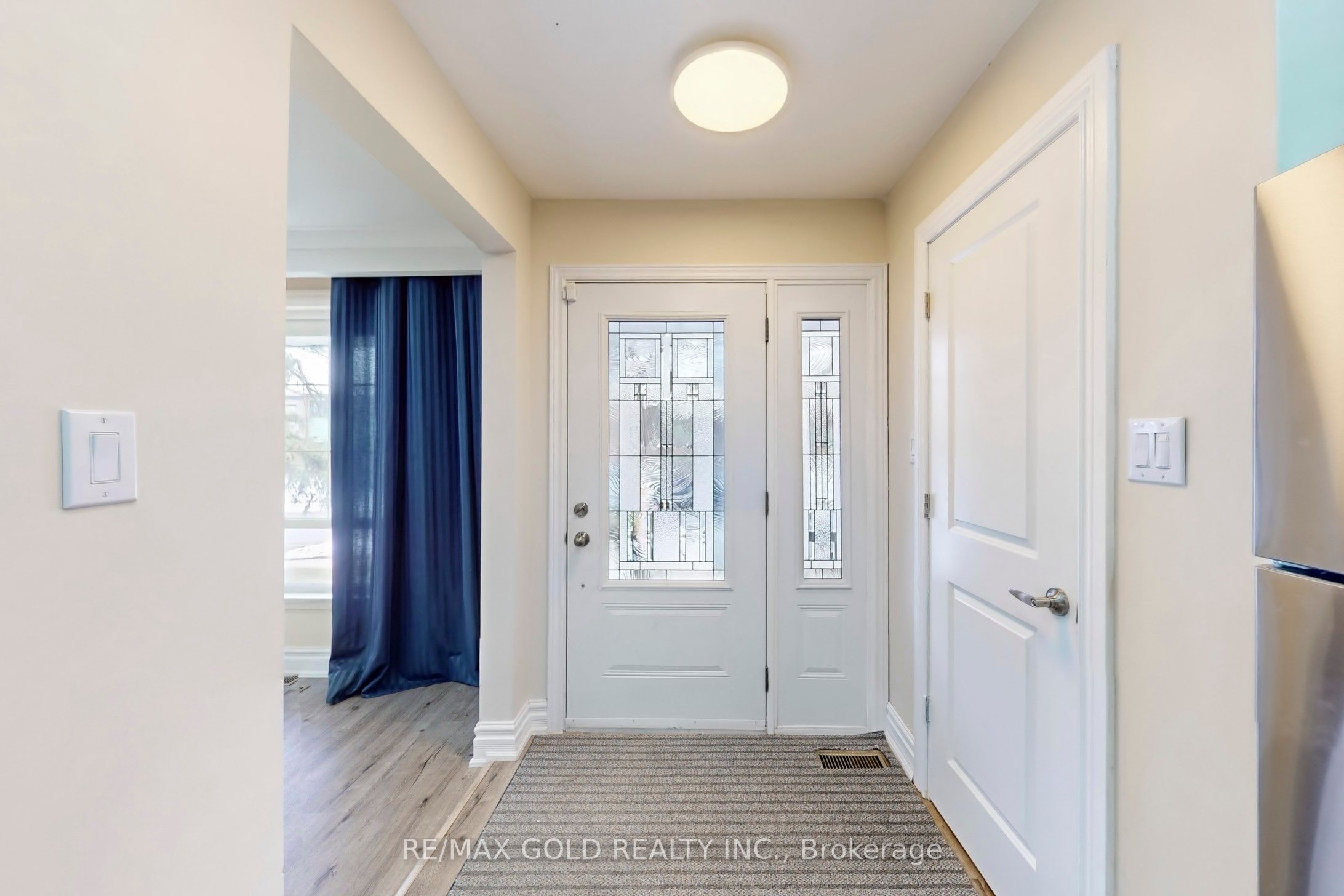 189 Kingsview Boulevard Property Photo 19