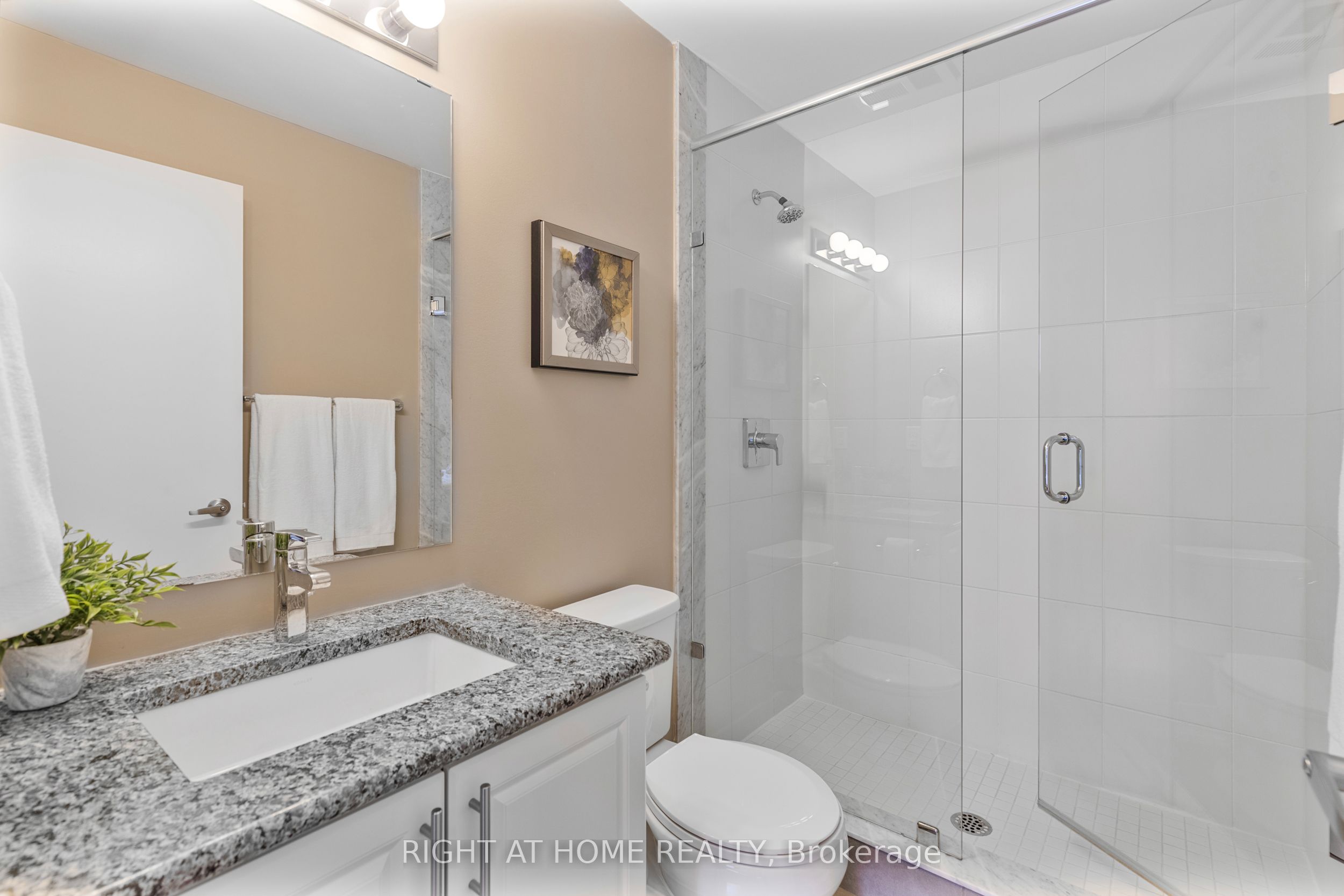 2486 Old Bronte Road 423 Property Photo 10