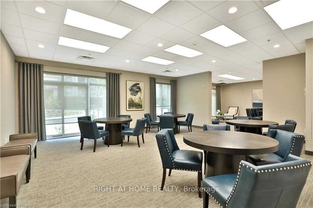 2486 Old Bronte Road 423 Property Photo 19