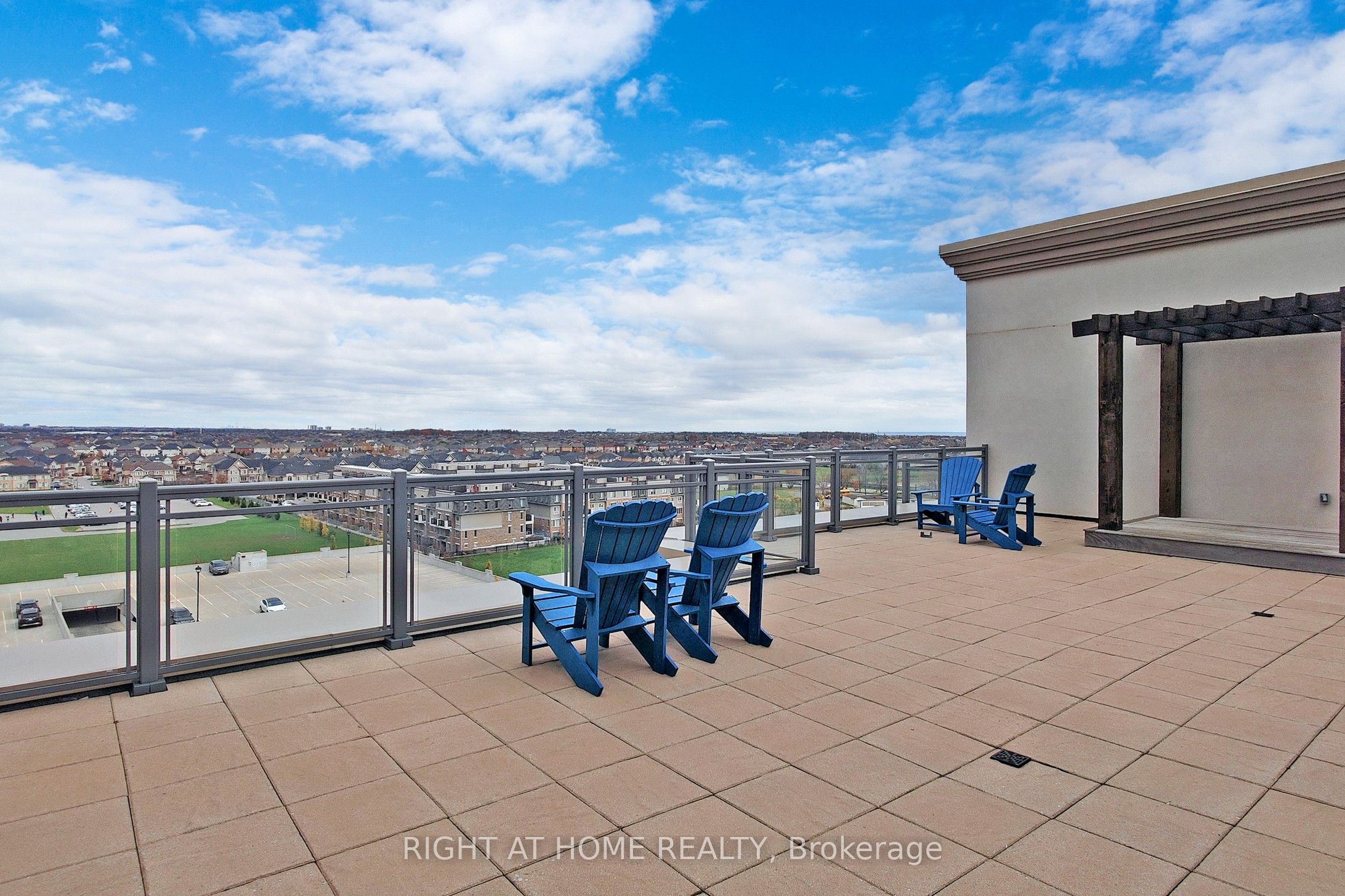 2486 Old Bronte Road 423 Property Photo 15