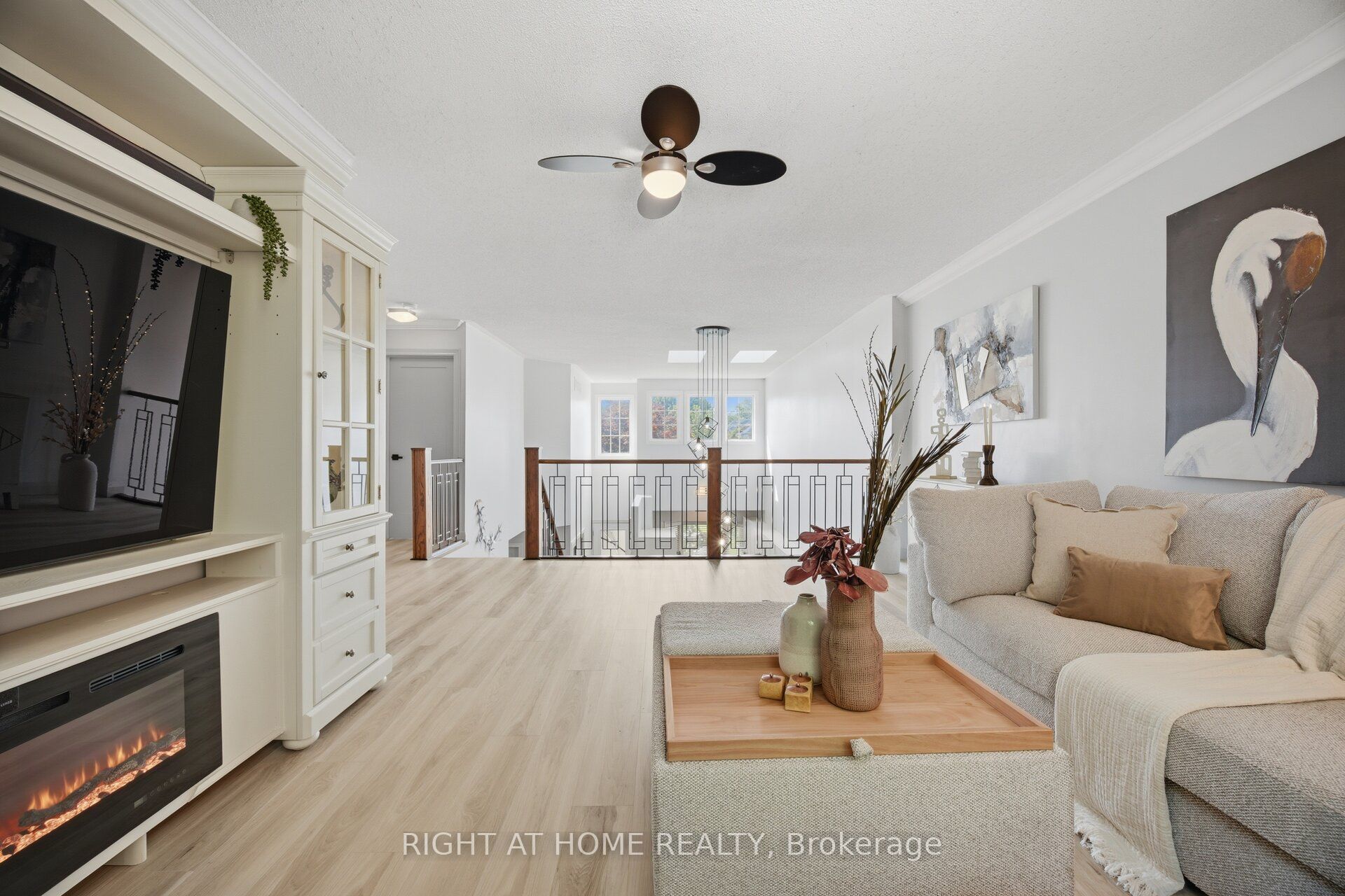 3064 Lakeshore Road W Property Photo 22