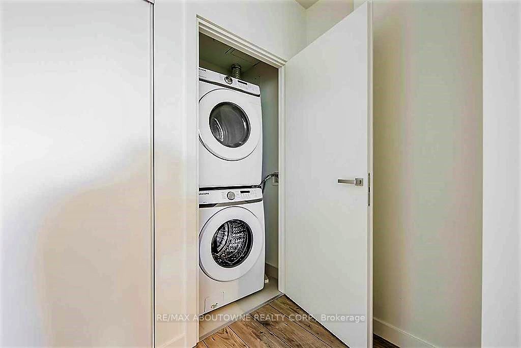 133 Bronte Road Bo509 Property Photo 9