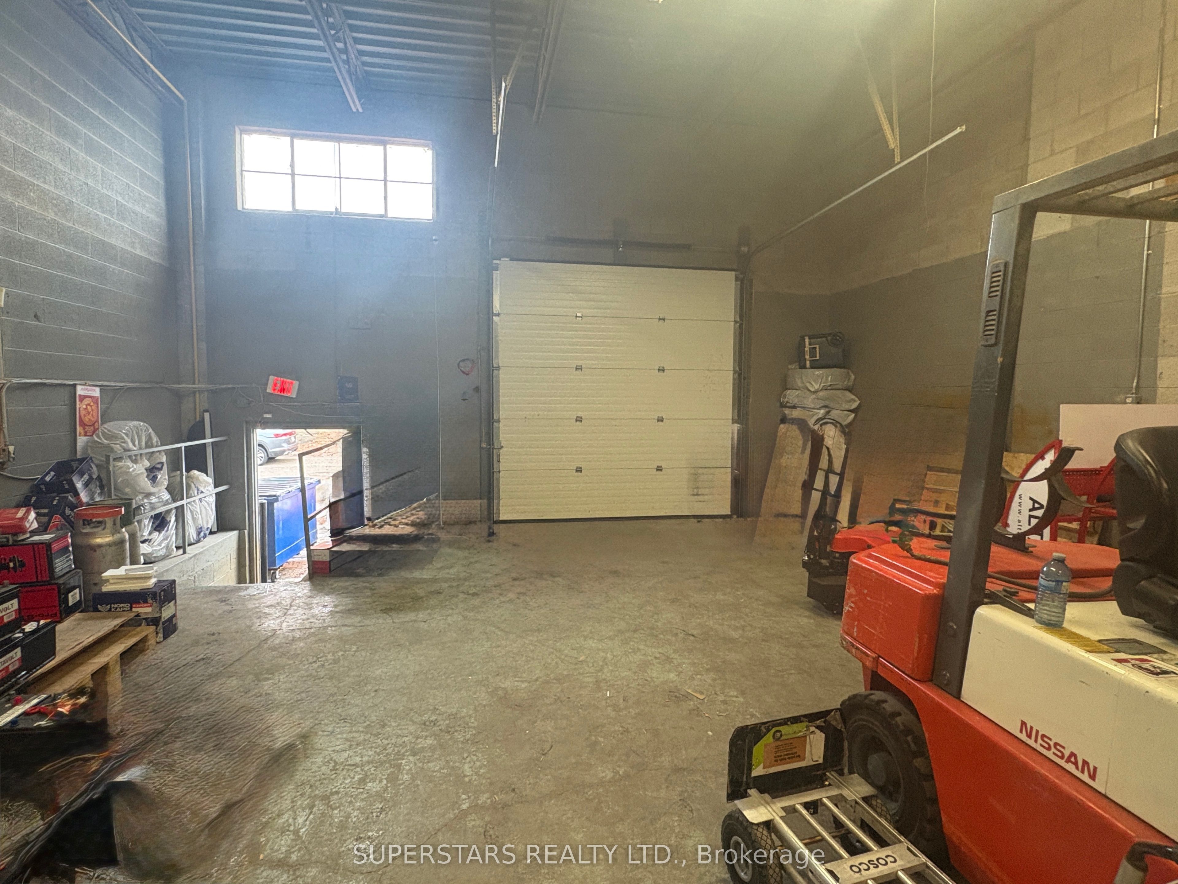 157 Dolomite Drive Property Photo 3