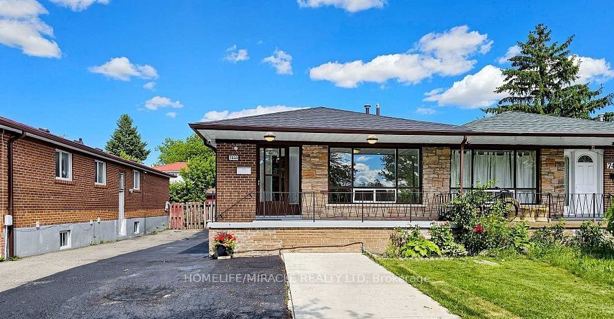7444 Homeside Gardens Property Photo 2