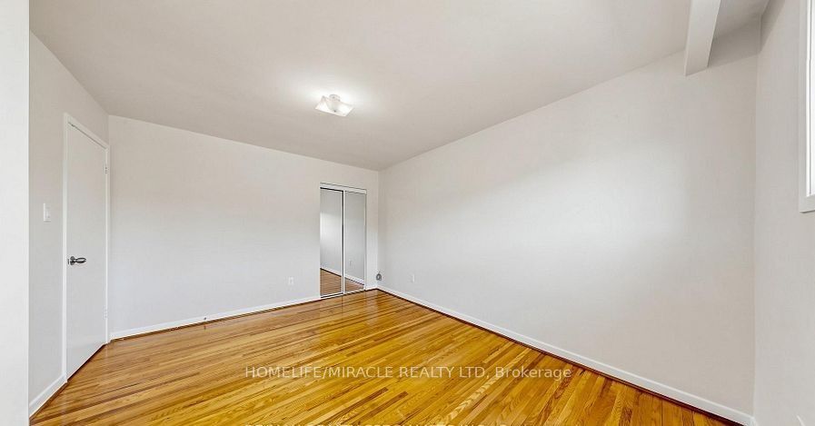 7444 Homeside Gardens Property Photo 15