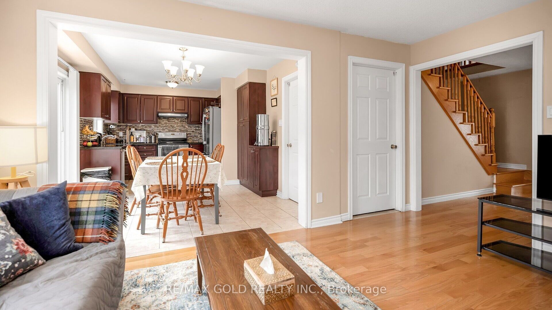 17 Echoridge Drive Property Photo 11
