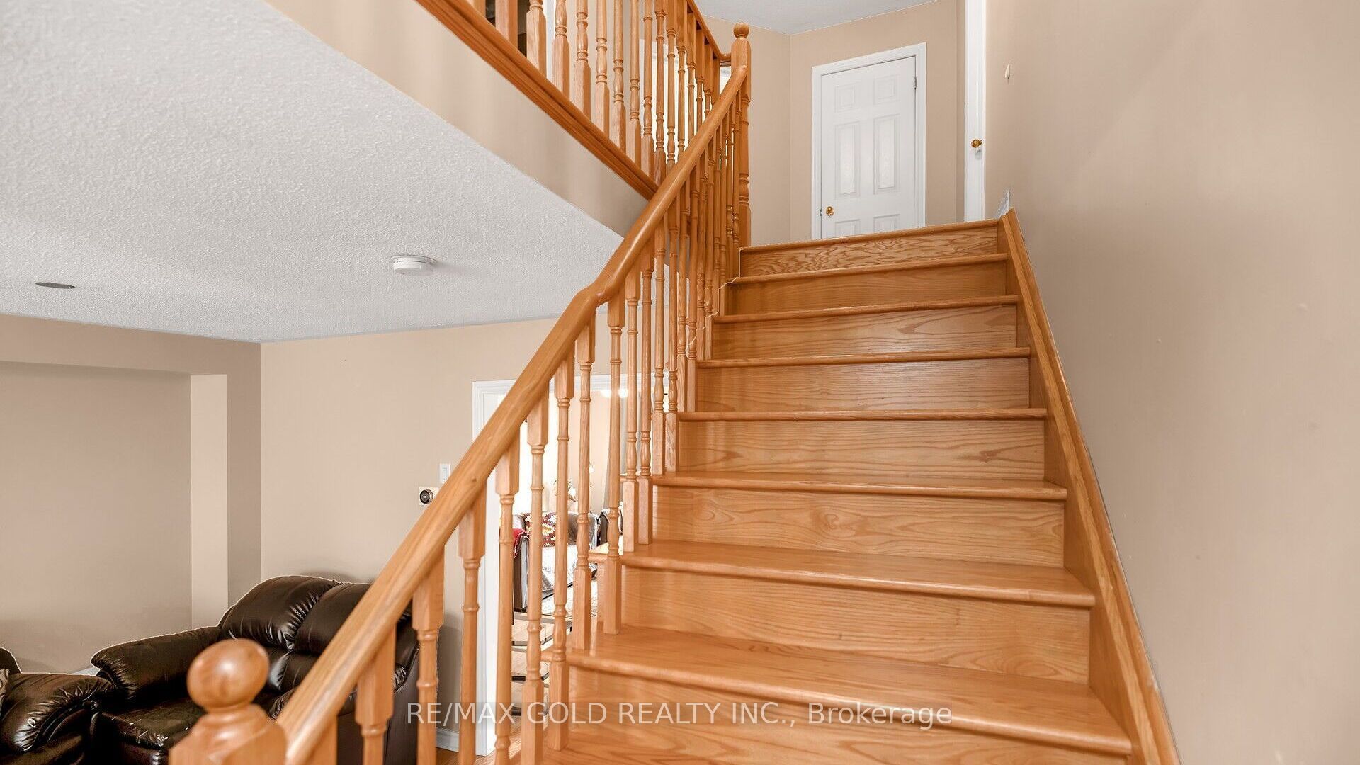 17 Echoridge Drive Property Photo 13