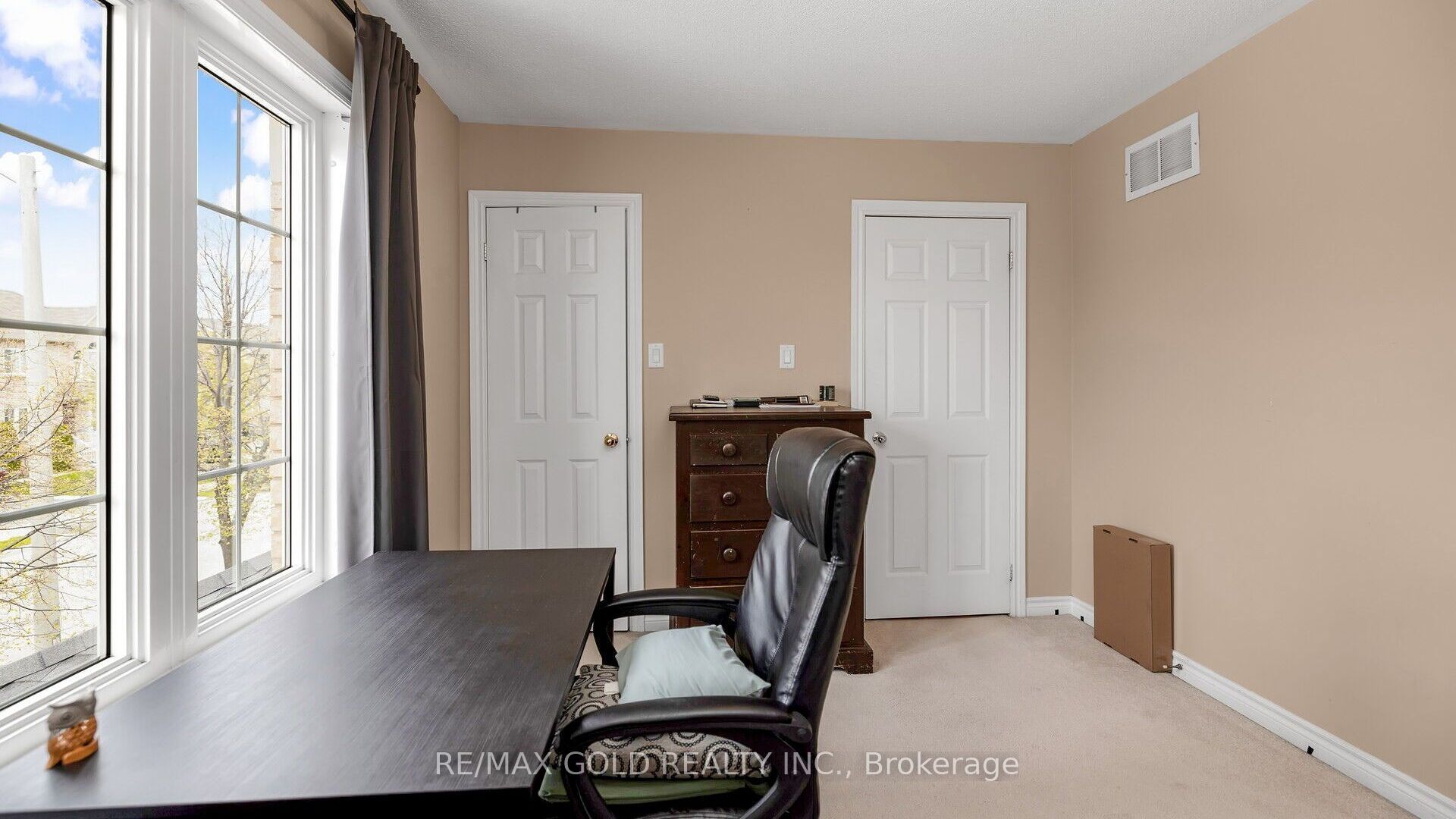 17 Echoridge Drive Property Photo 19