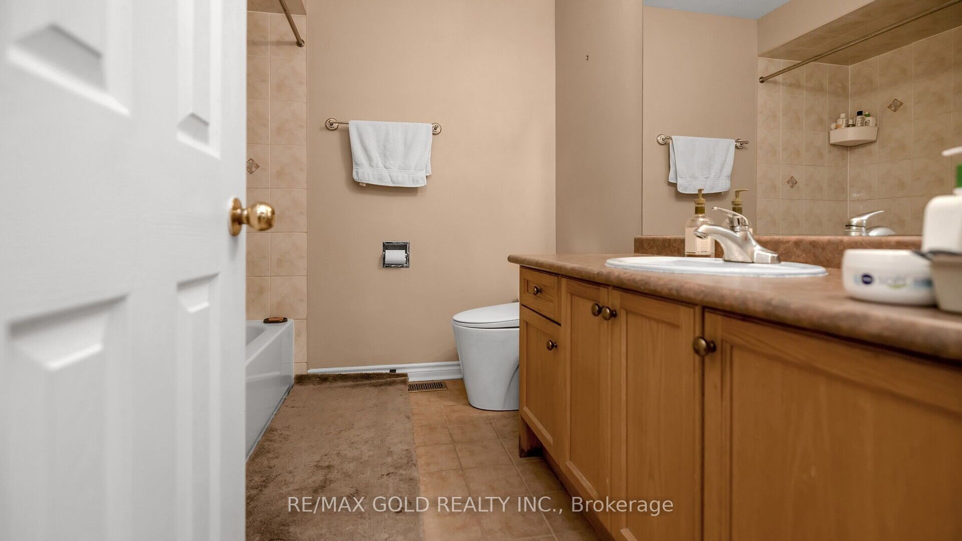 17 Echoridge Drive Property Photo 25