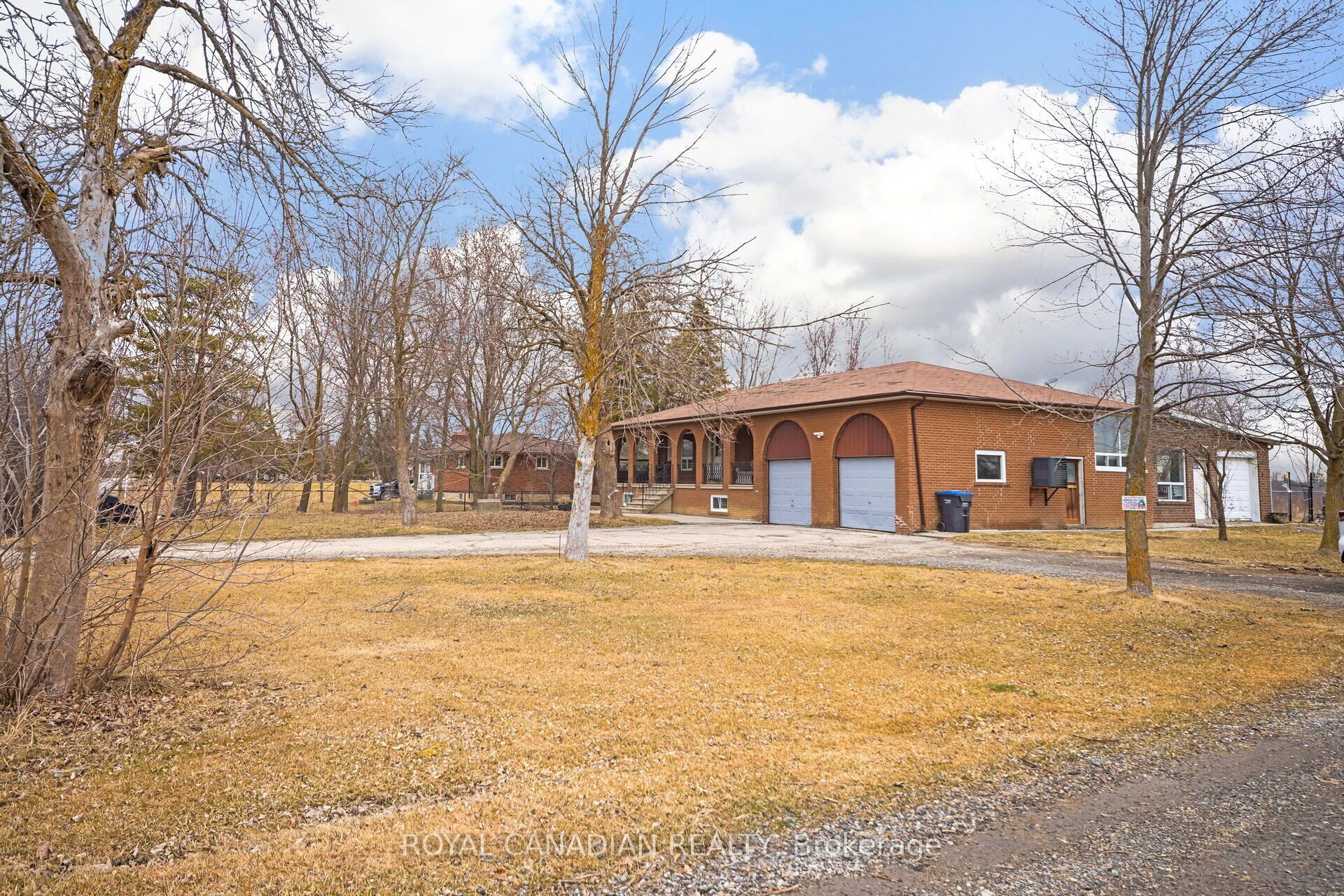 13669 Humber Station Road Property Photo 3