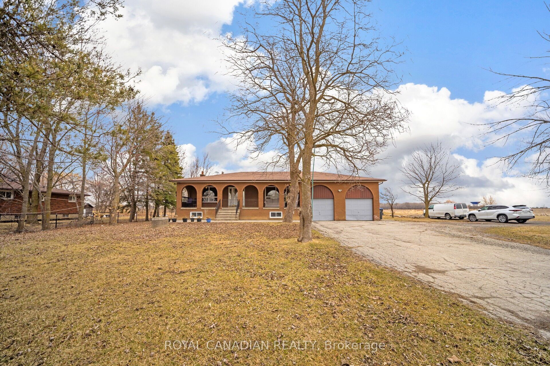 13669 Humber Station Road Property Photo 5