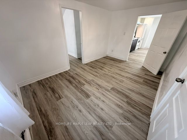 8 John Street A Property Photo 5