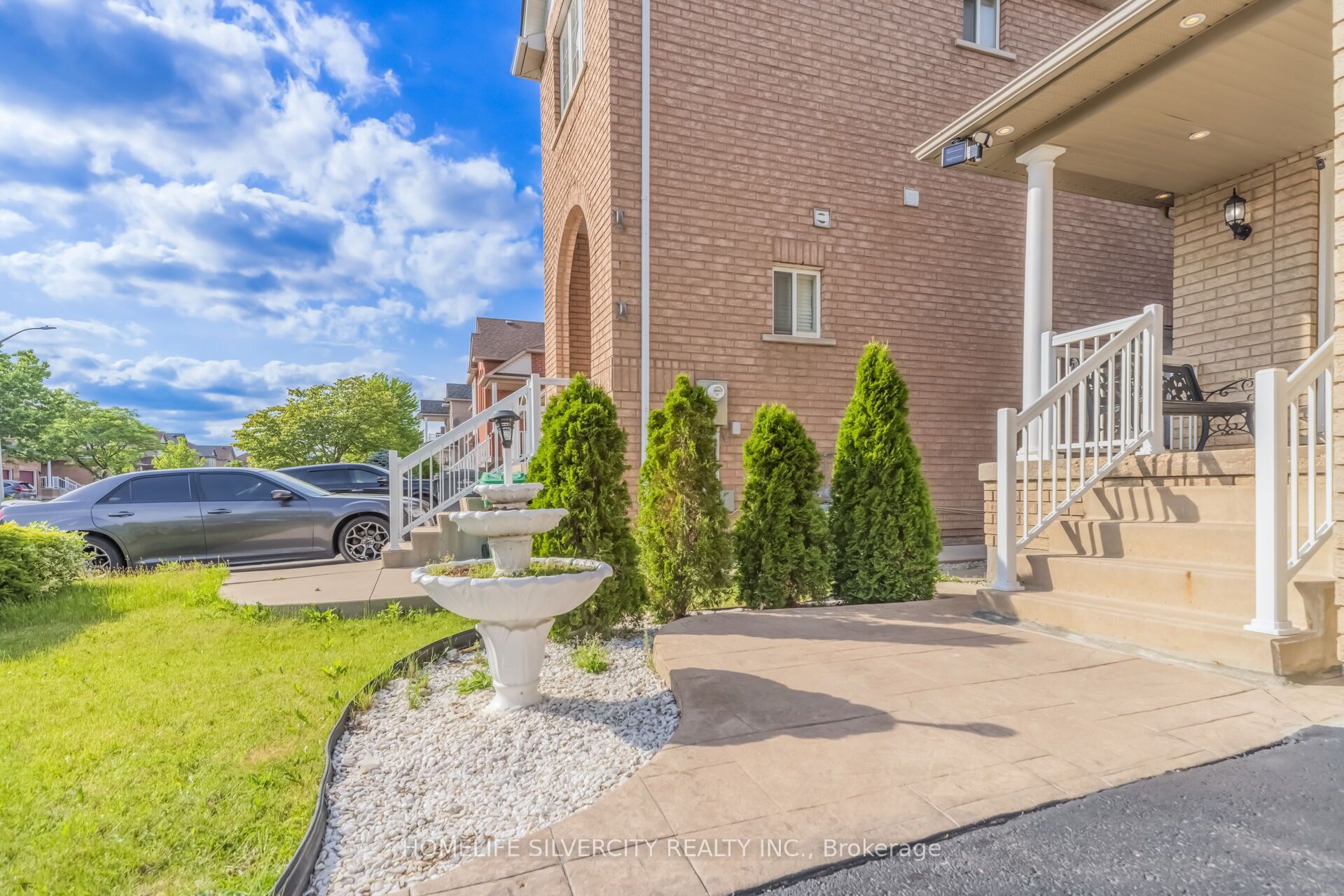 15 Newark Way Property Photo 4