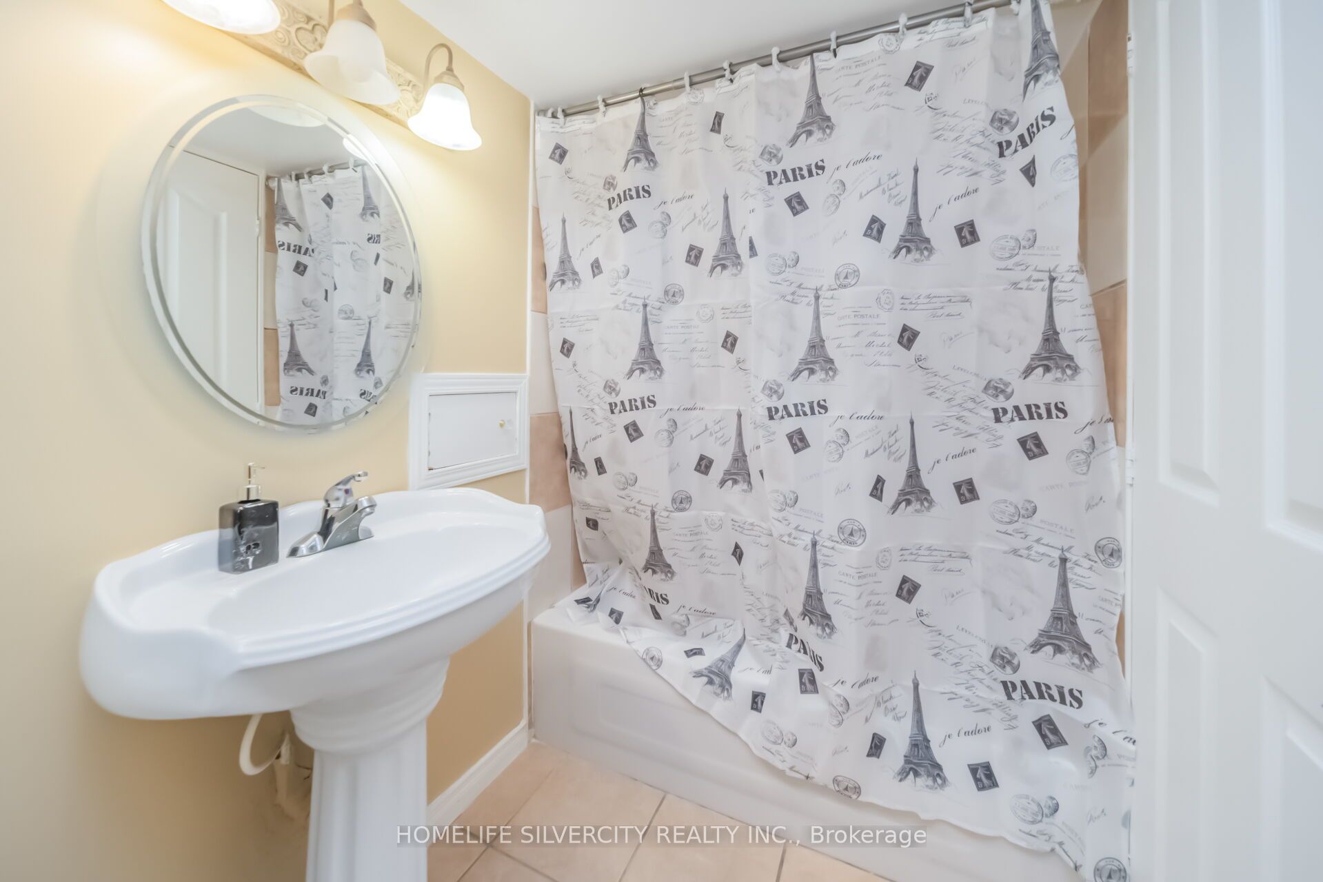 15 Newark Way Property Photo 45