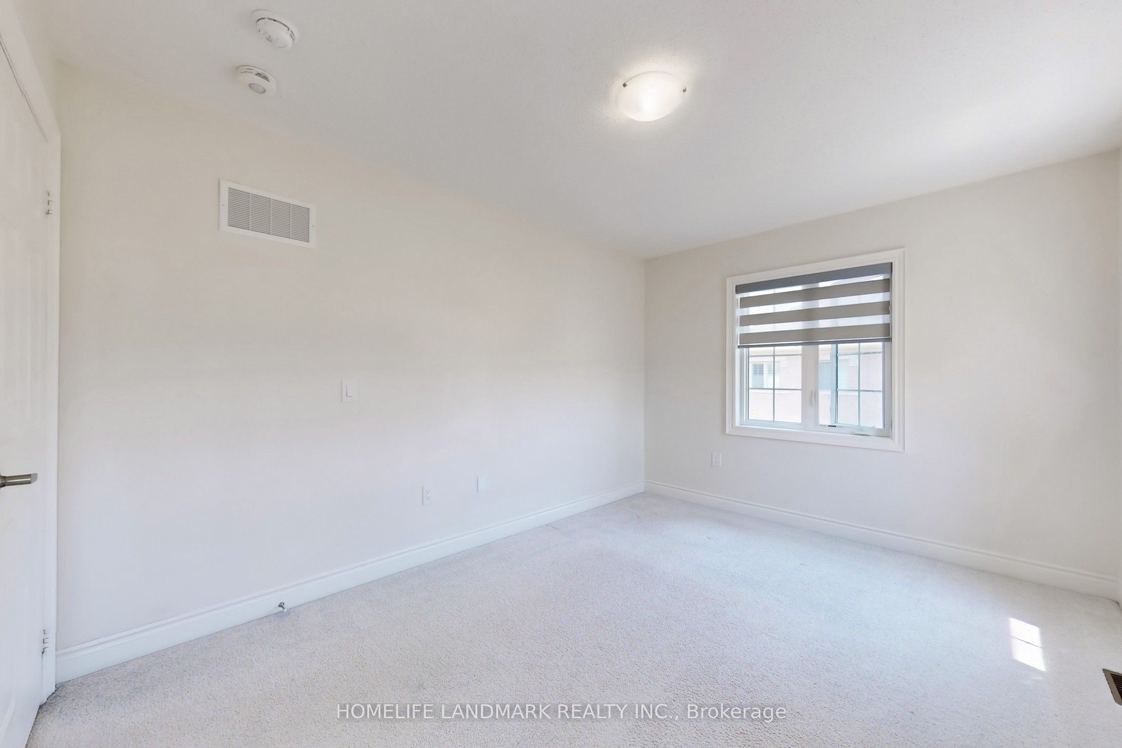 1533 Devine Point Property Photo 28