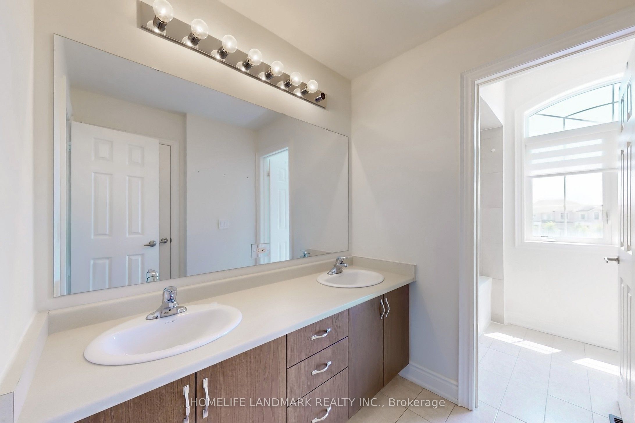 1533 Devine Point Property Photo 32