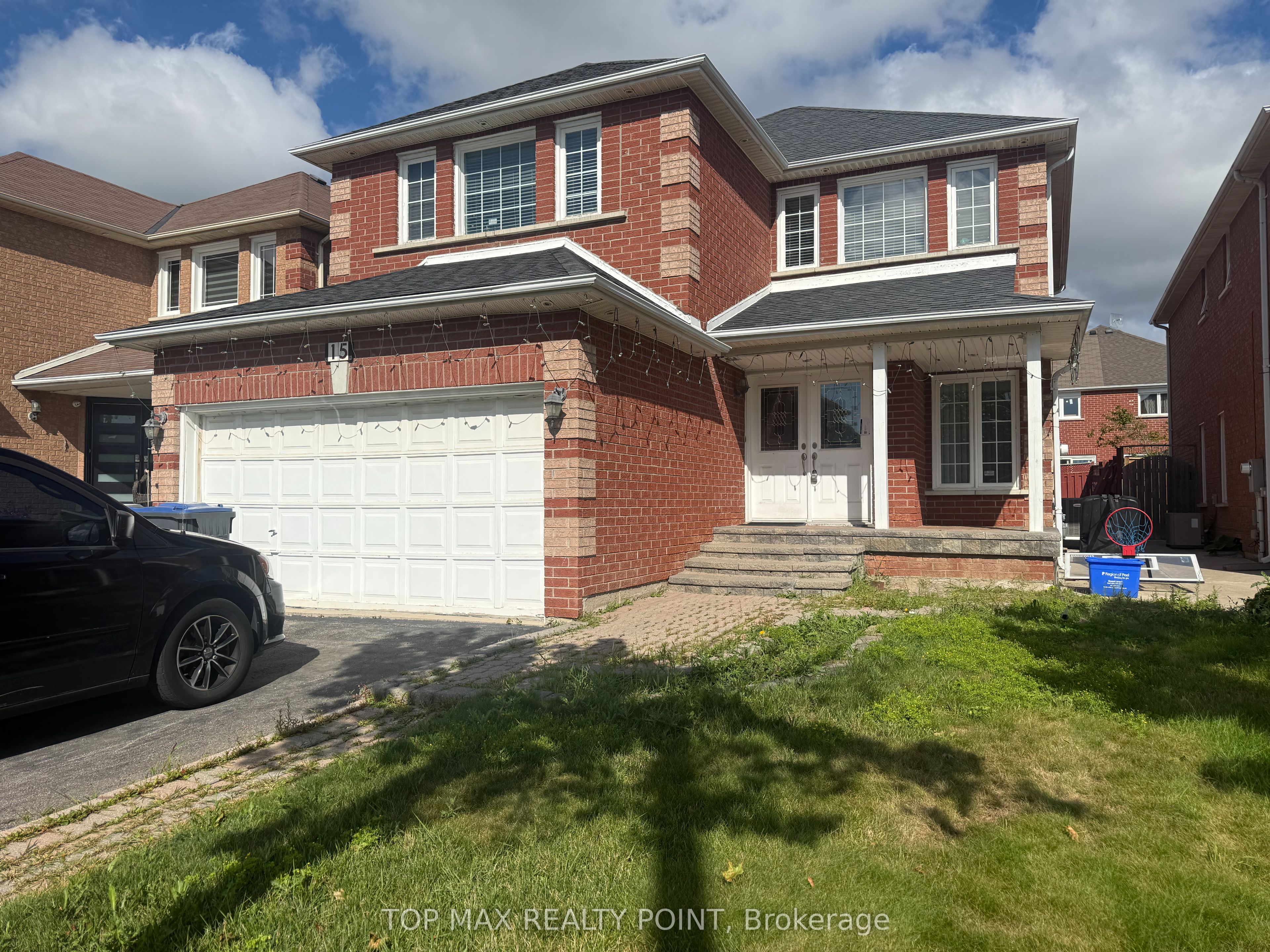 15 Carrie Crescent Property Photo 2