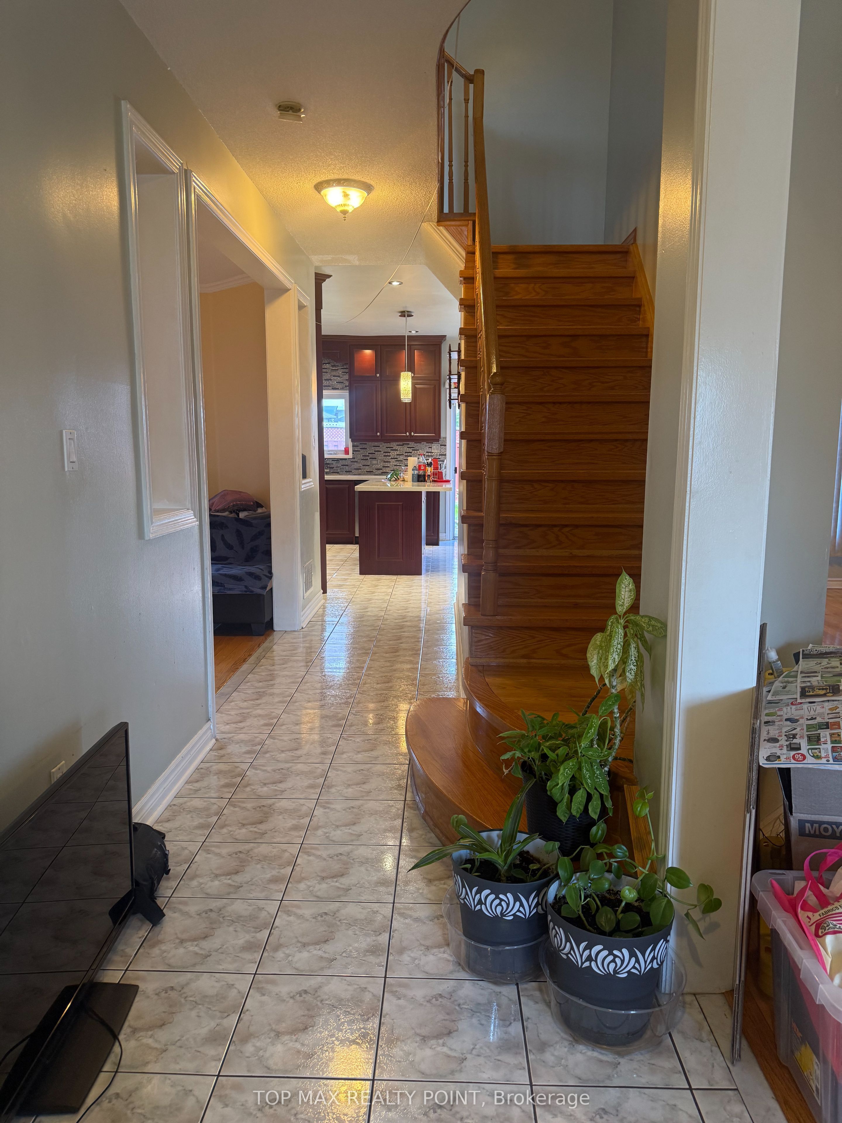 15 Carrie Crescent Property Photo 3