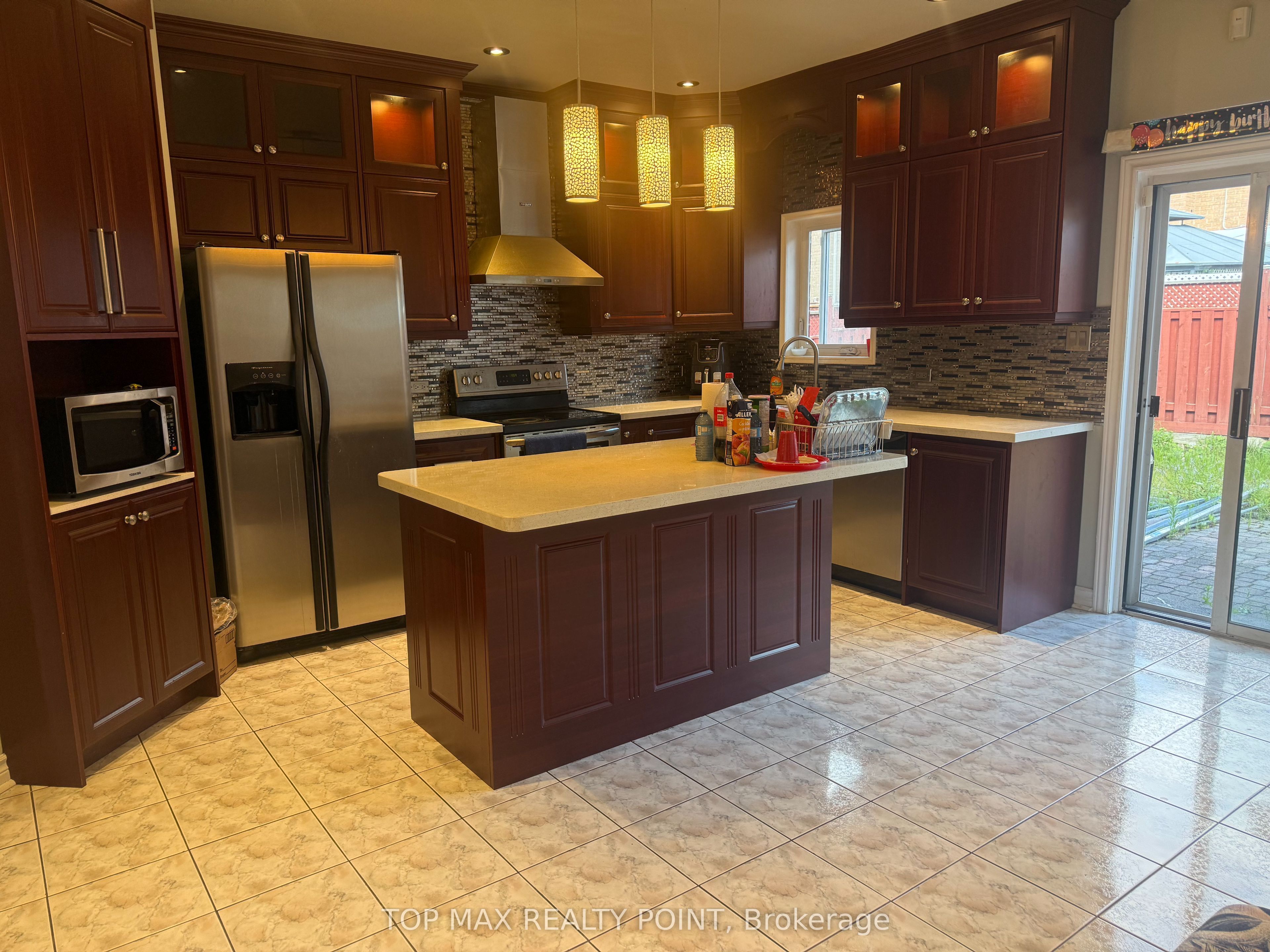 15 Carrie Crescent Property Photo 7