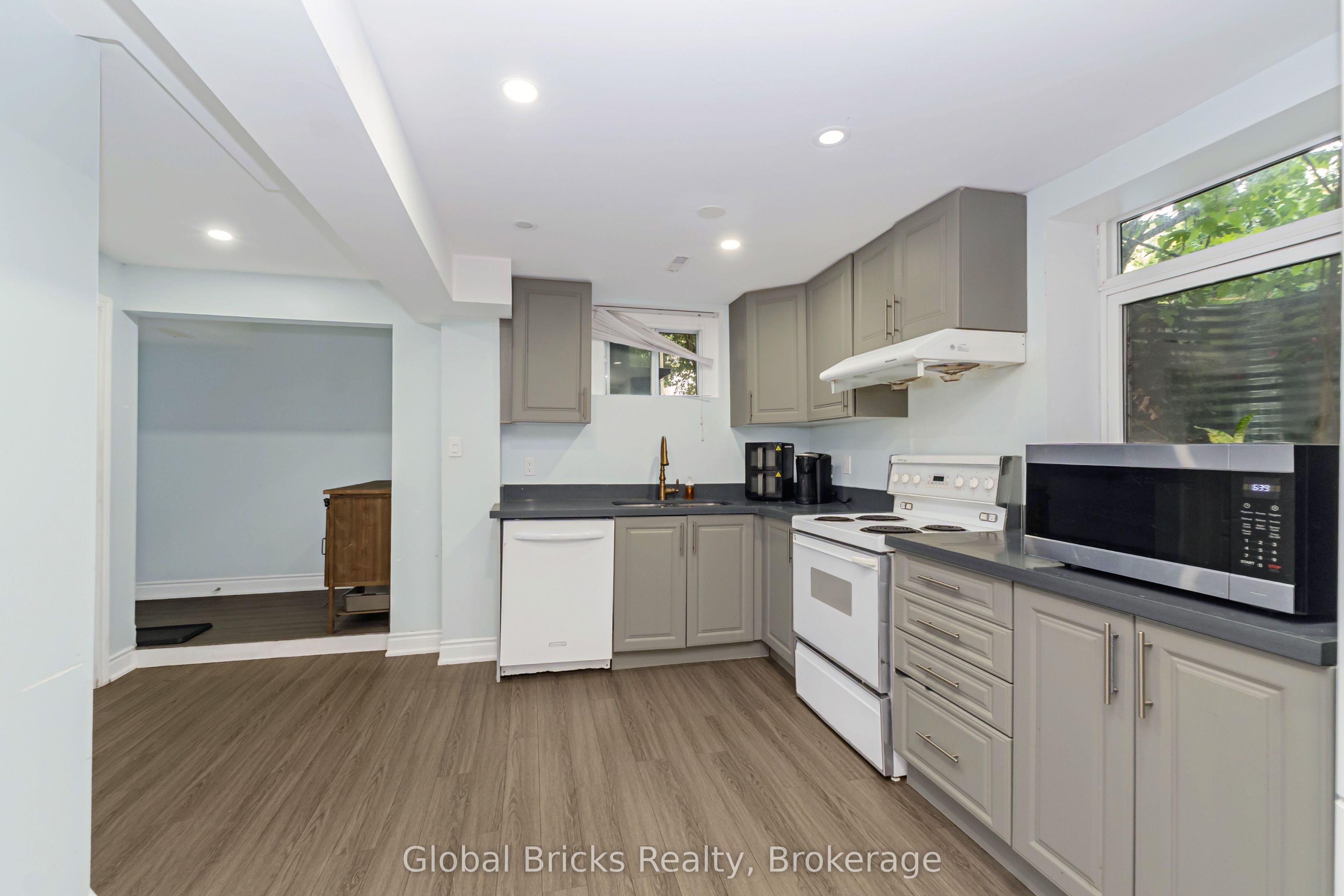 6190 Saltmarsh Court Property Photo 31